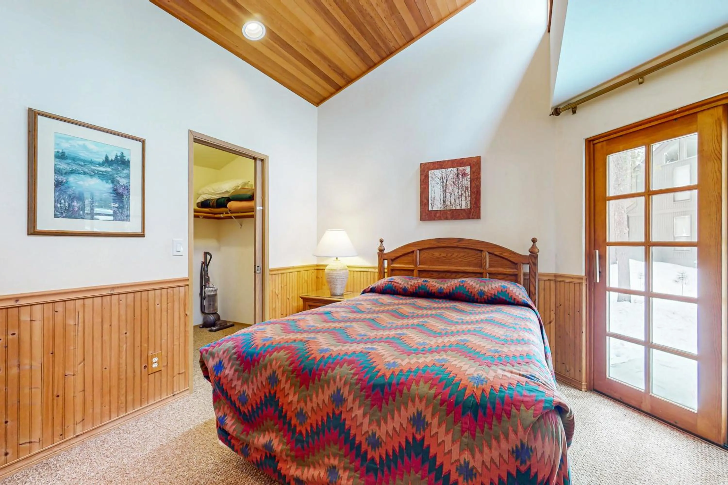 Bed in 1 Raccoon Lane