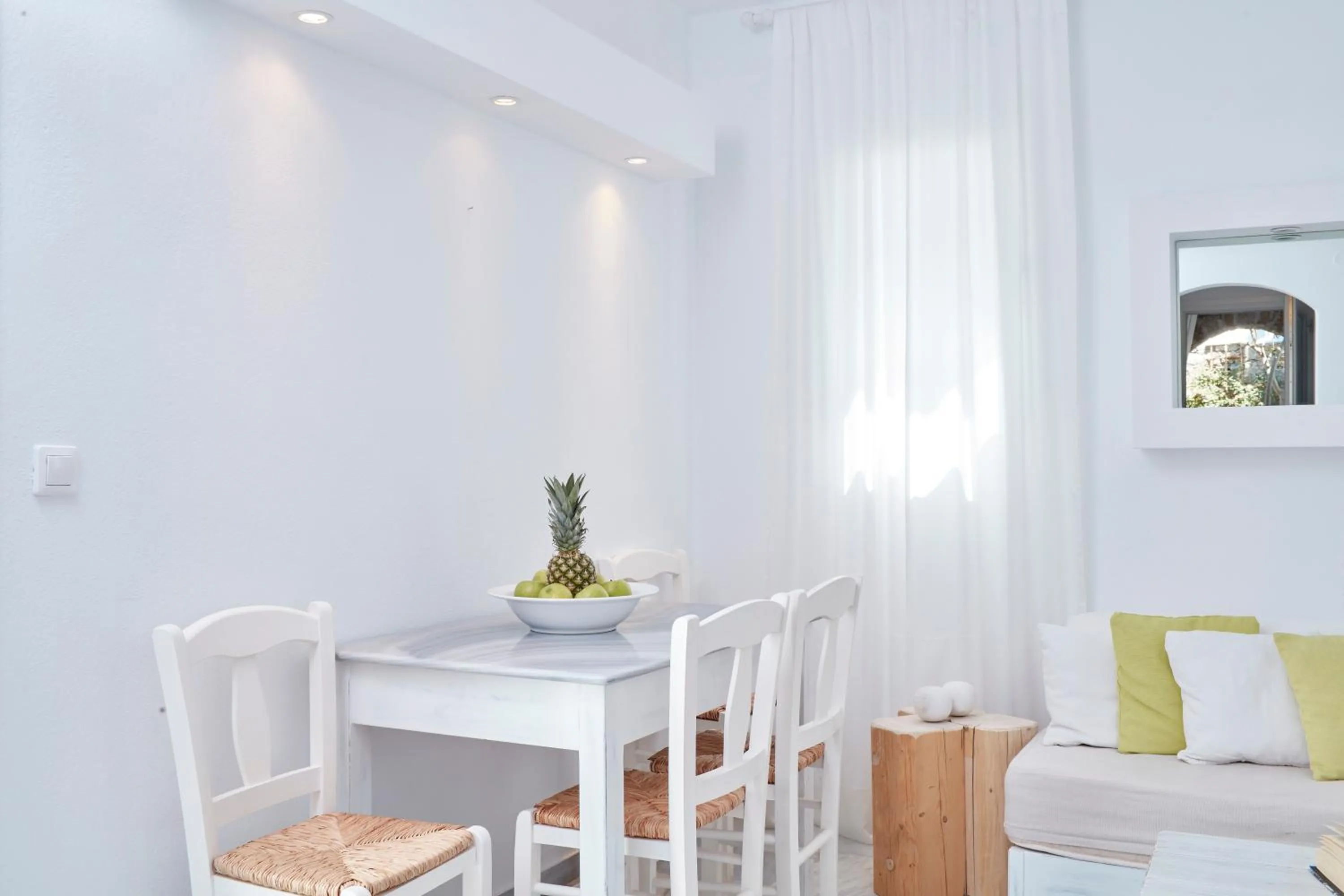 Dining area in Mykonos Town Suites