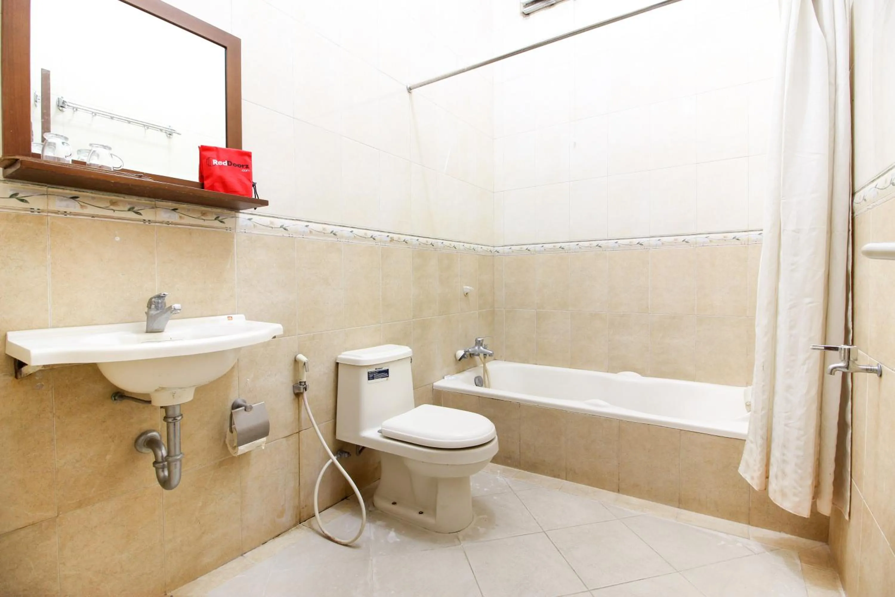 Bathroom in RedDoorz plus @ Tegal Panggung