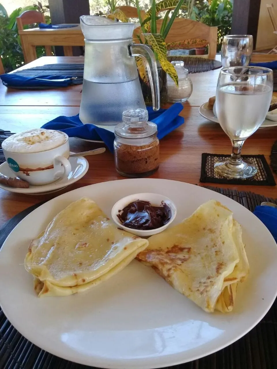 Restaurant/places to eat in Batu Ampar Menjangan