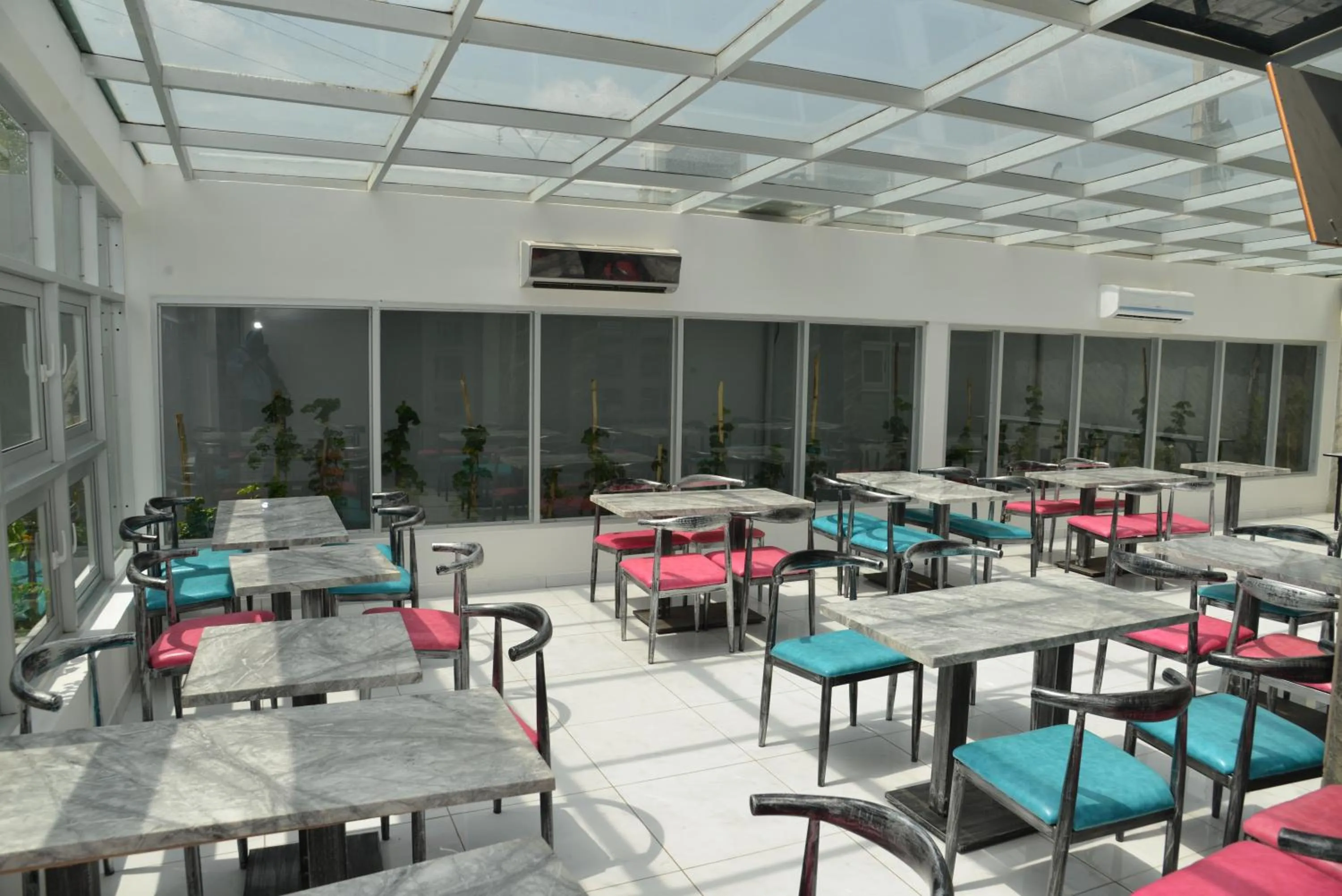 Lounge or bar in Jess Hotel Kpalimé