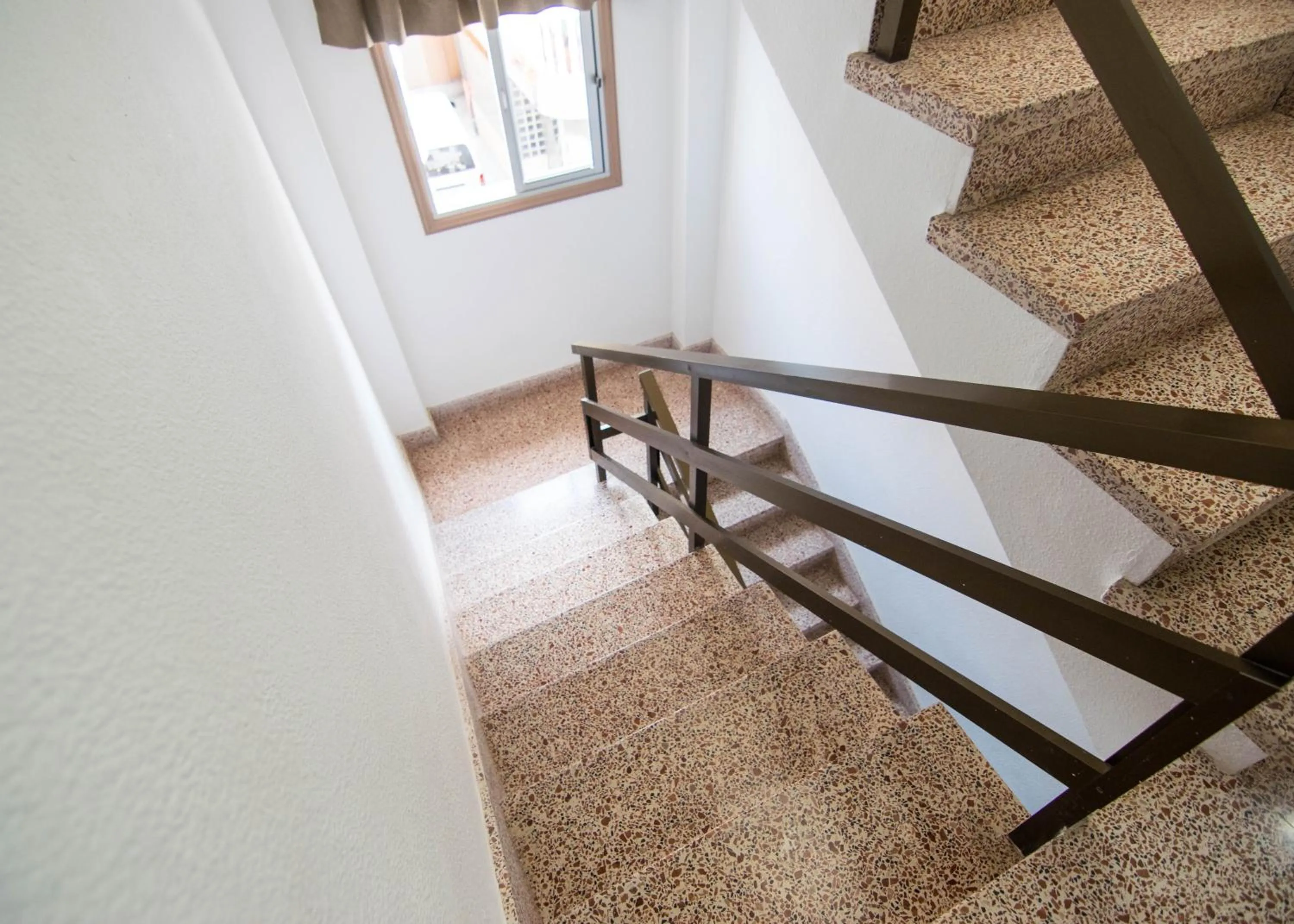 Property building in Pensión Alcalá