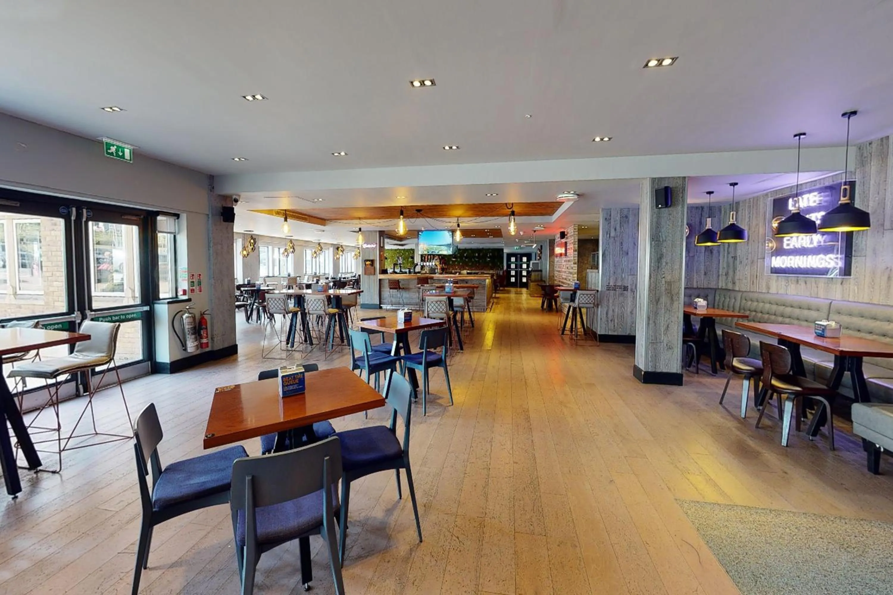 Restaurant/places to eat in Village Hotel Maidstone