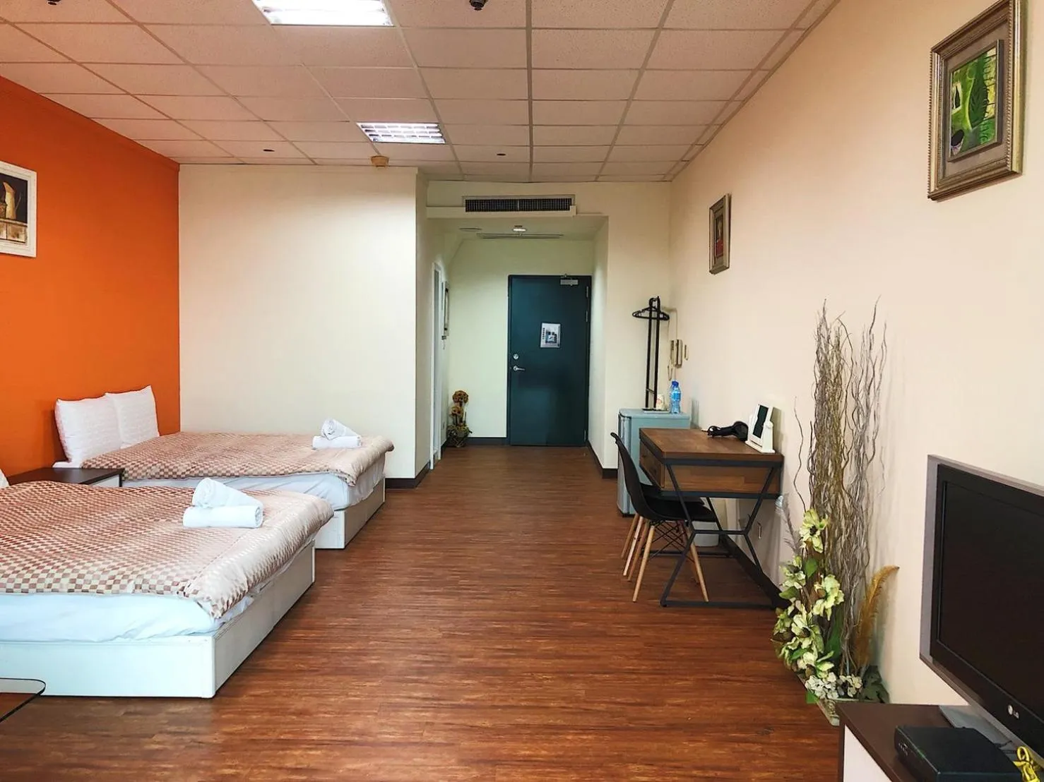 Bed in Neo Sky Hotel