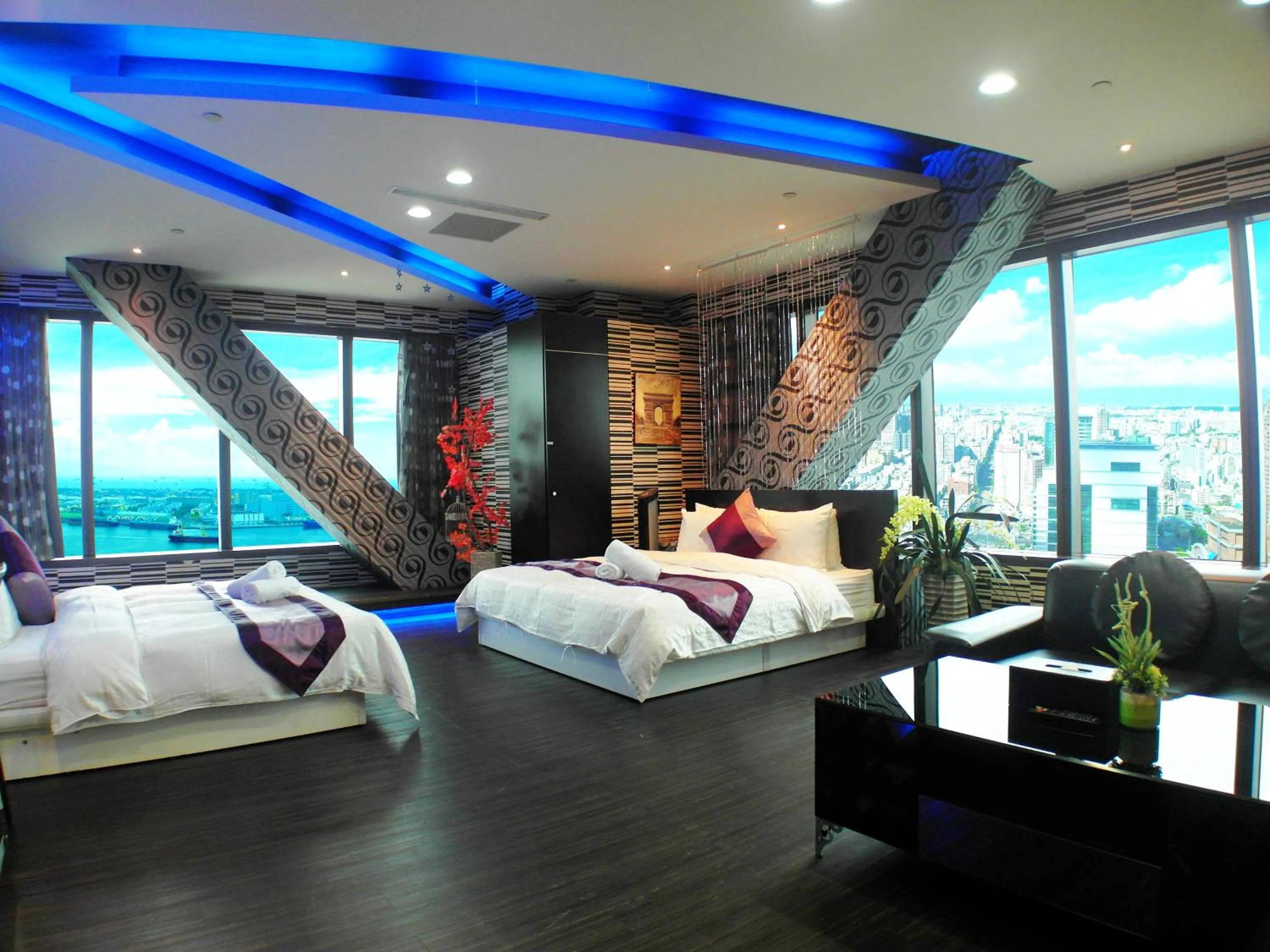 Photo of the whole room, Bed in Neo Sky Hotel
