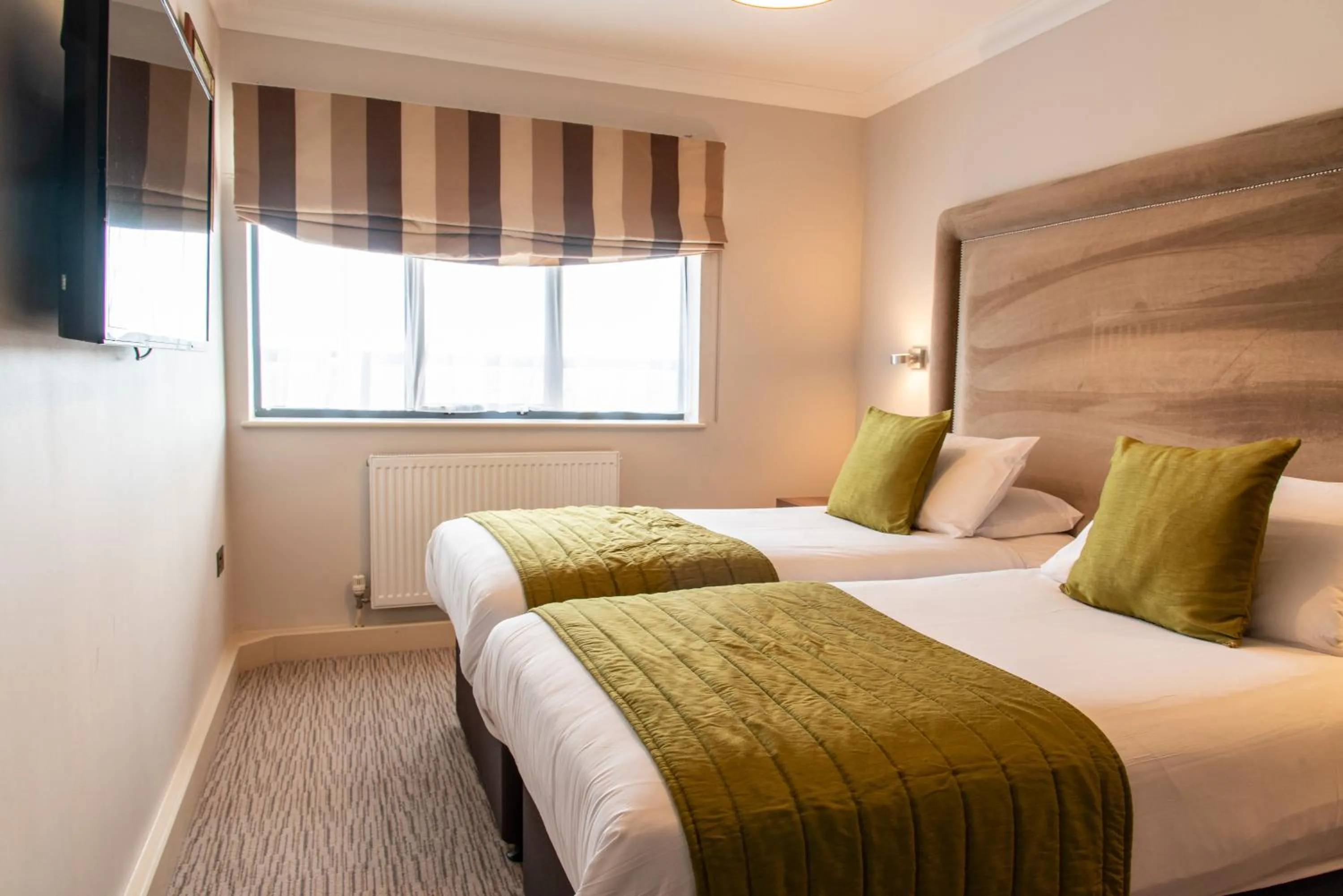 Bed in Dukes Head Hotel Kings Lynn