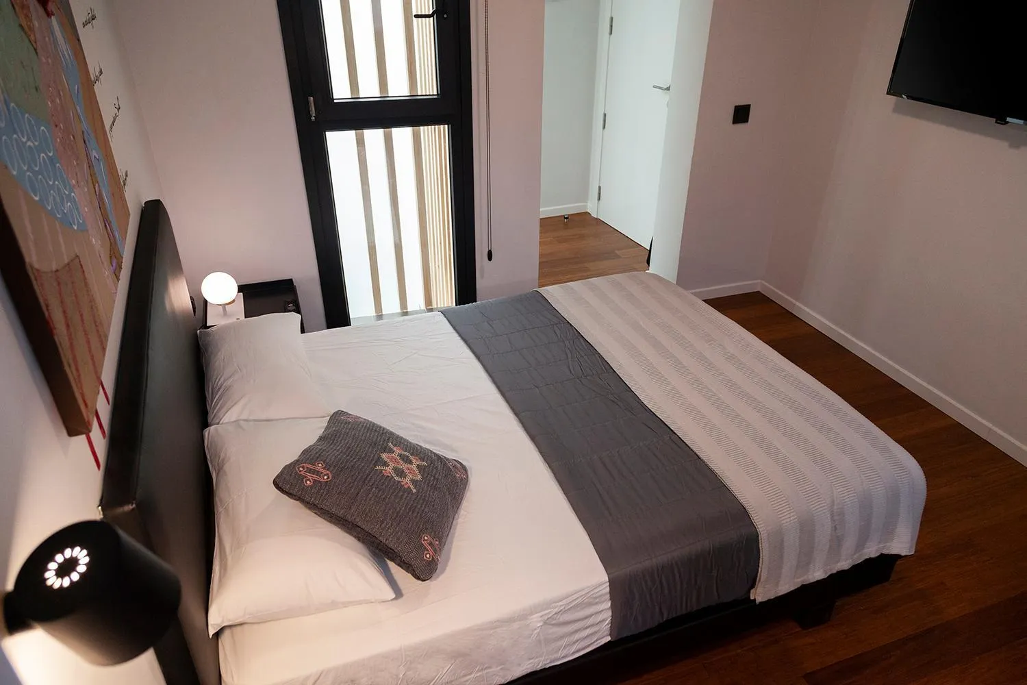 Bedroom, Bed in Welldone Cathedral