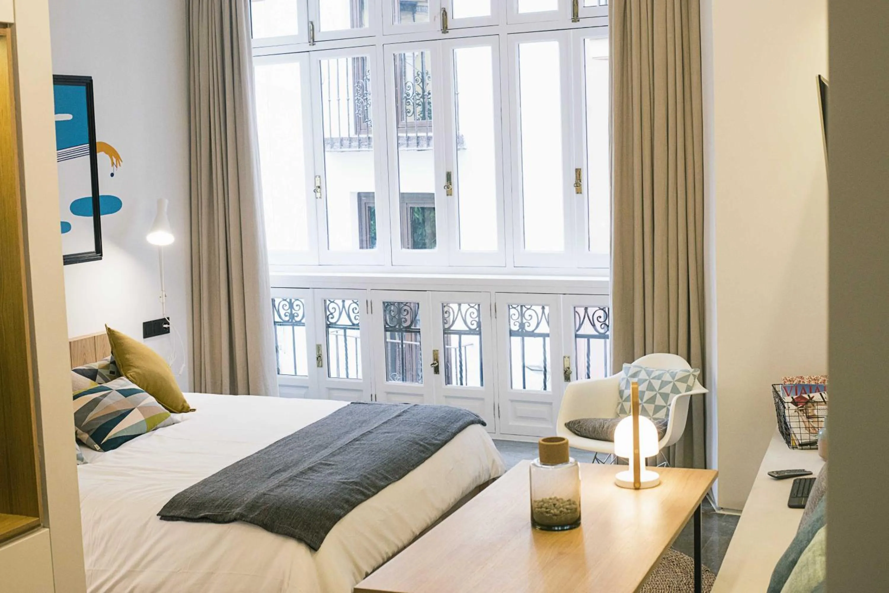 Shower, Bed in Welldone Cathedral