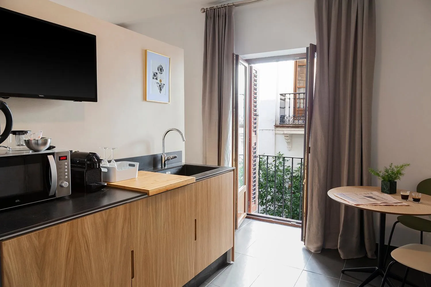 Kitchen or kitchenette in Welldone Cathedral