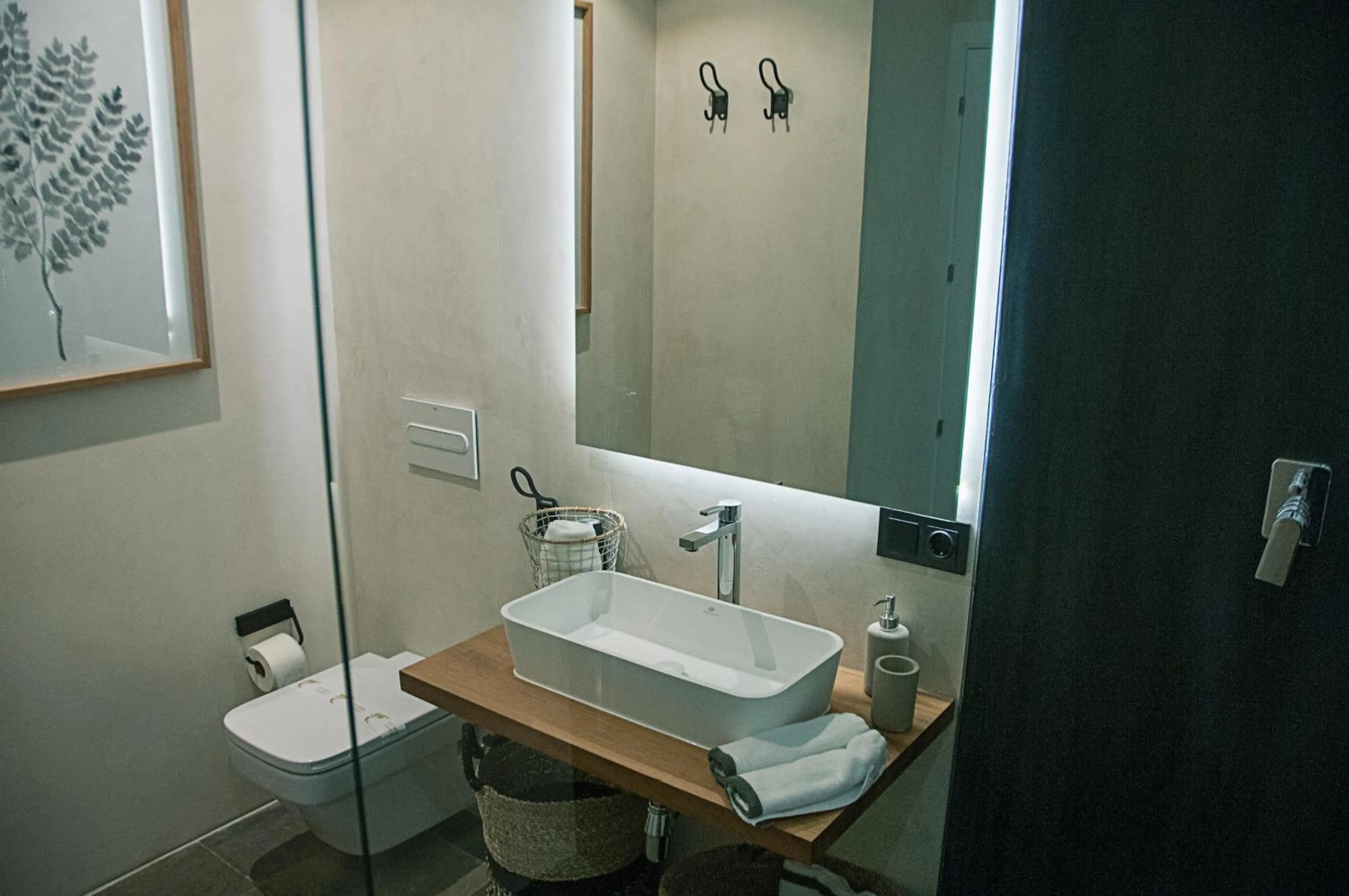 Shower in Welldone Cathedral