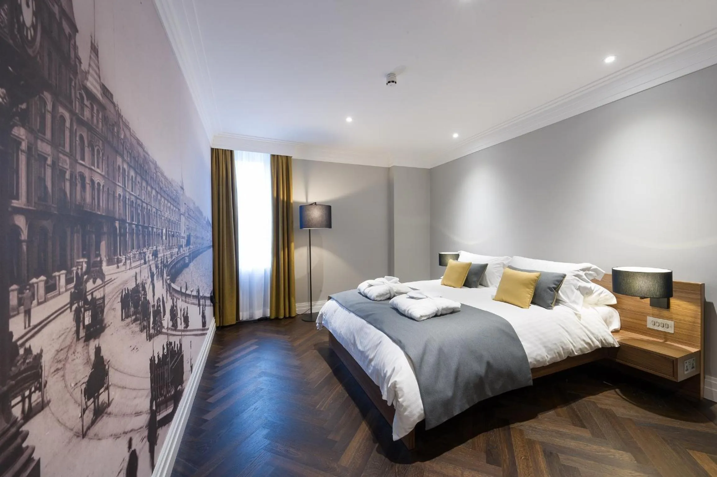 Bed in Claremont Hotel