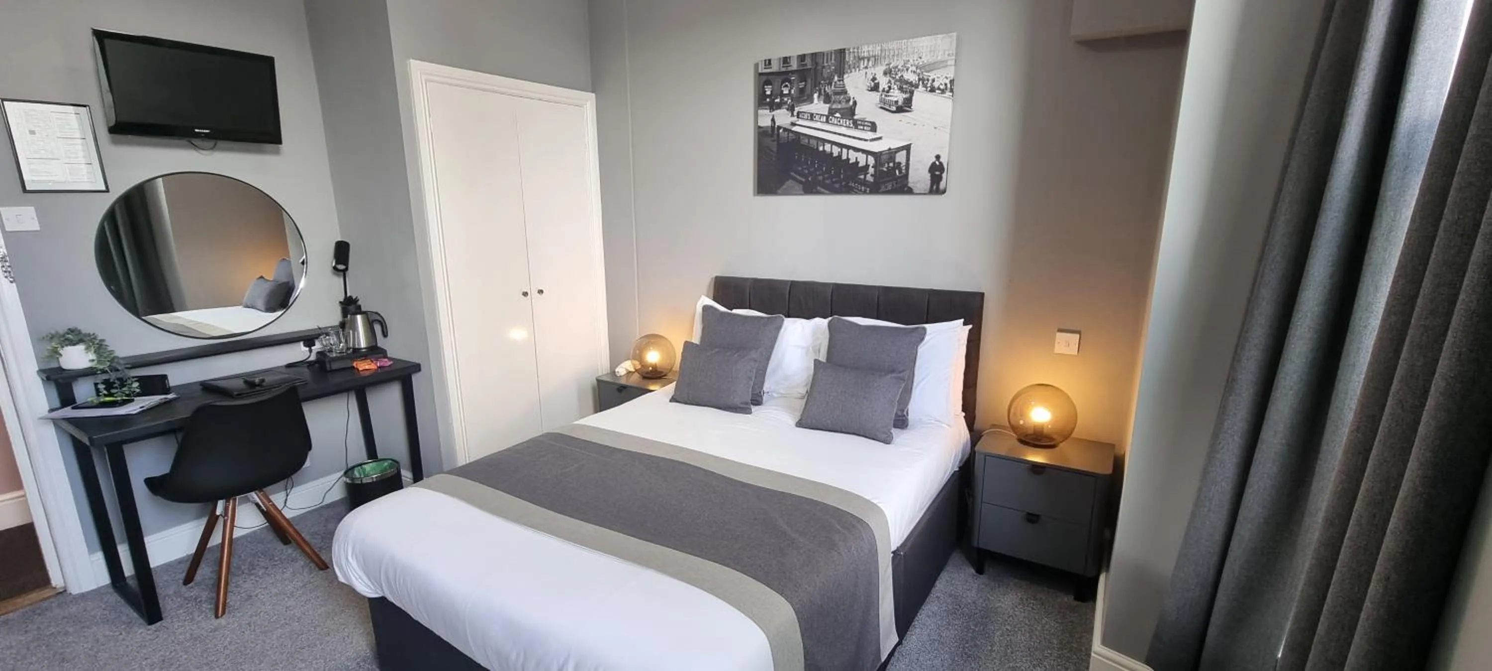 Bed in The Chesterhouse