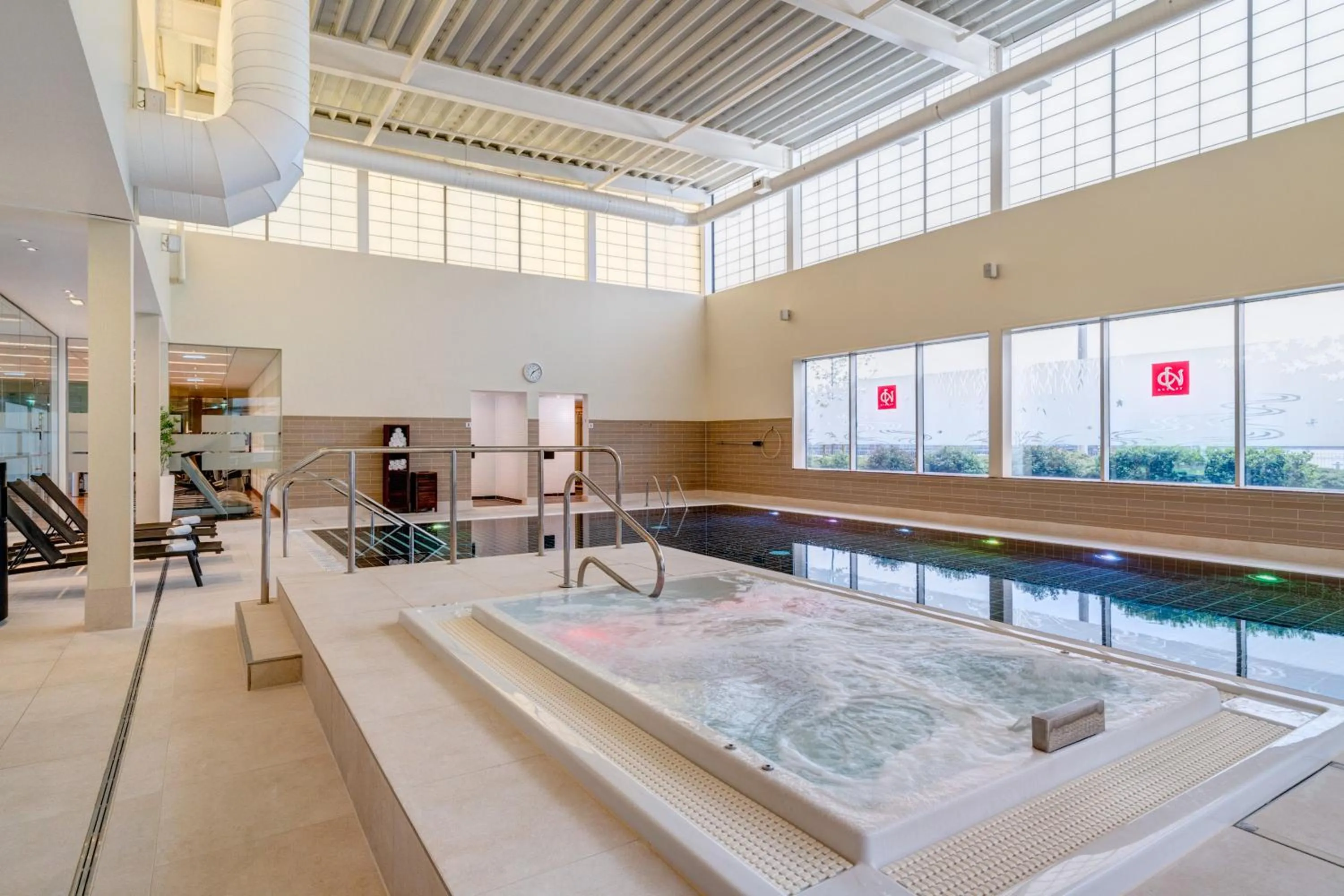 Hot Tub in Apex City Quay Hotel & Spa