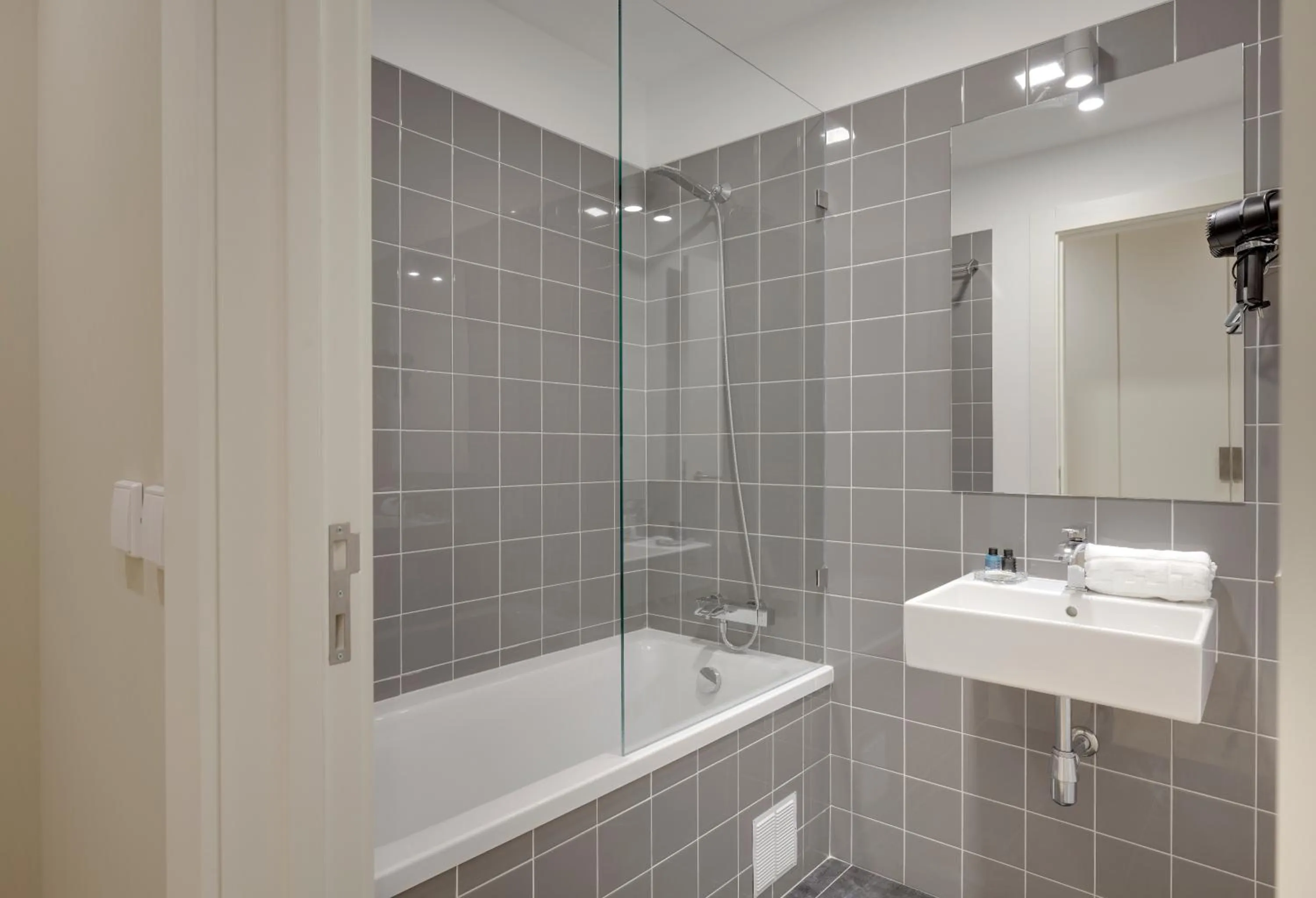 Bathroom in City Stays Bica Apartments