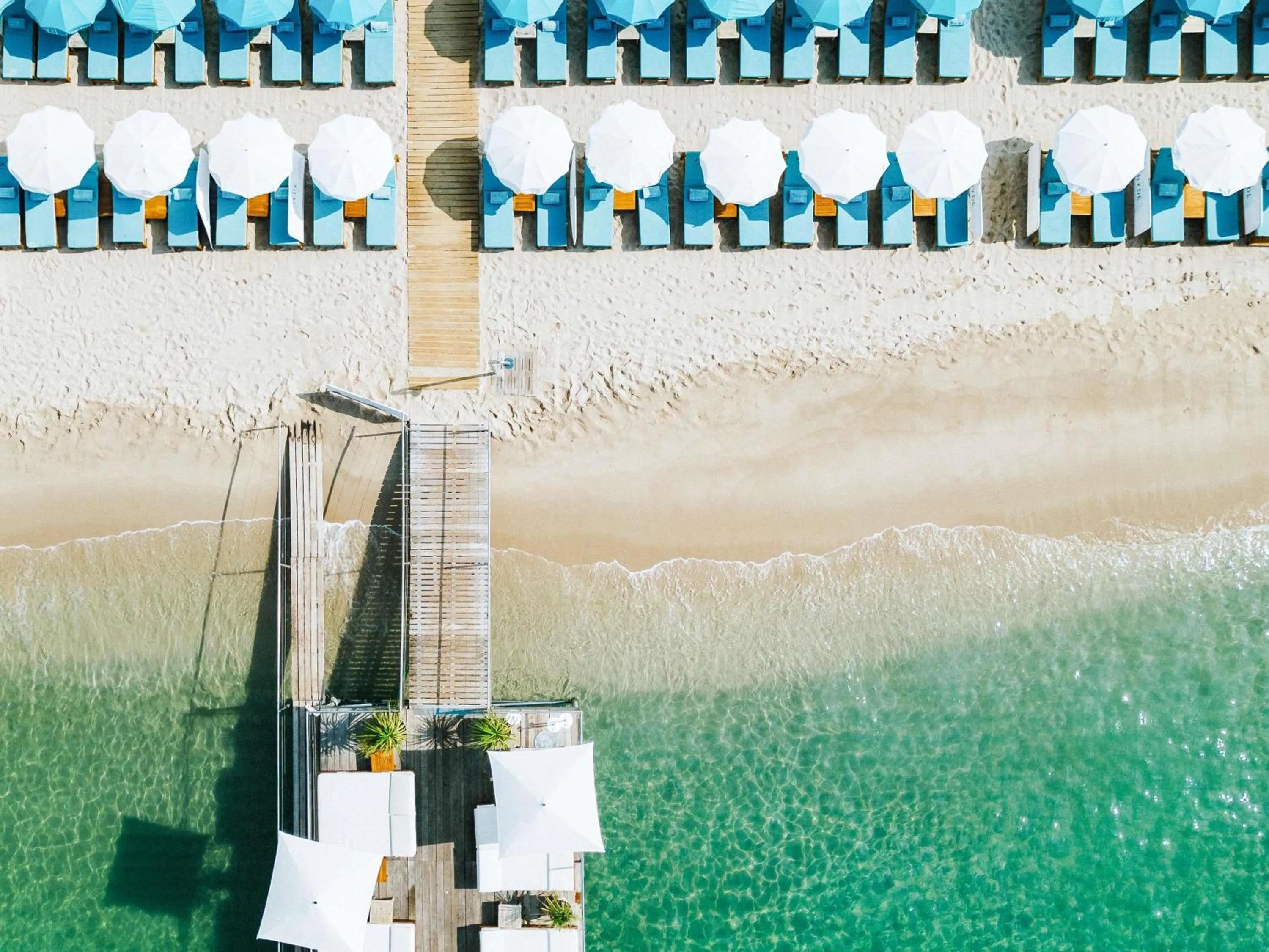 Restaurant/places to eat in Mondrian Cannes