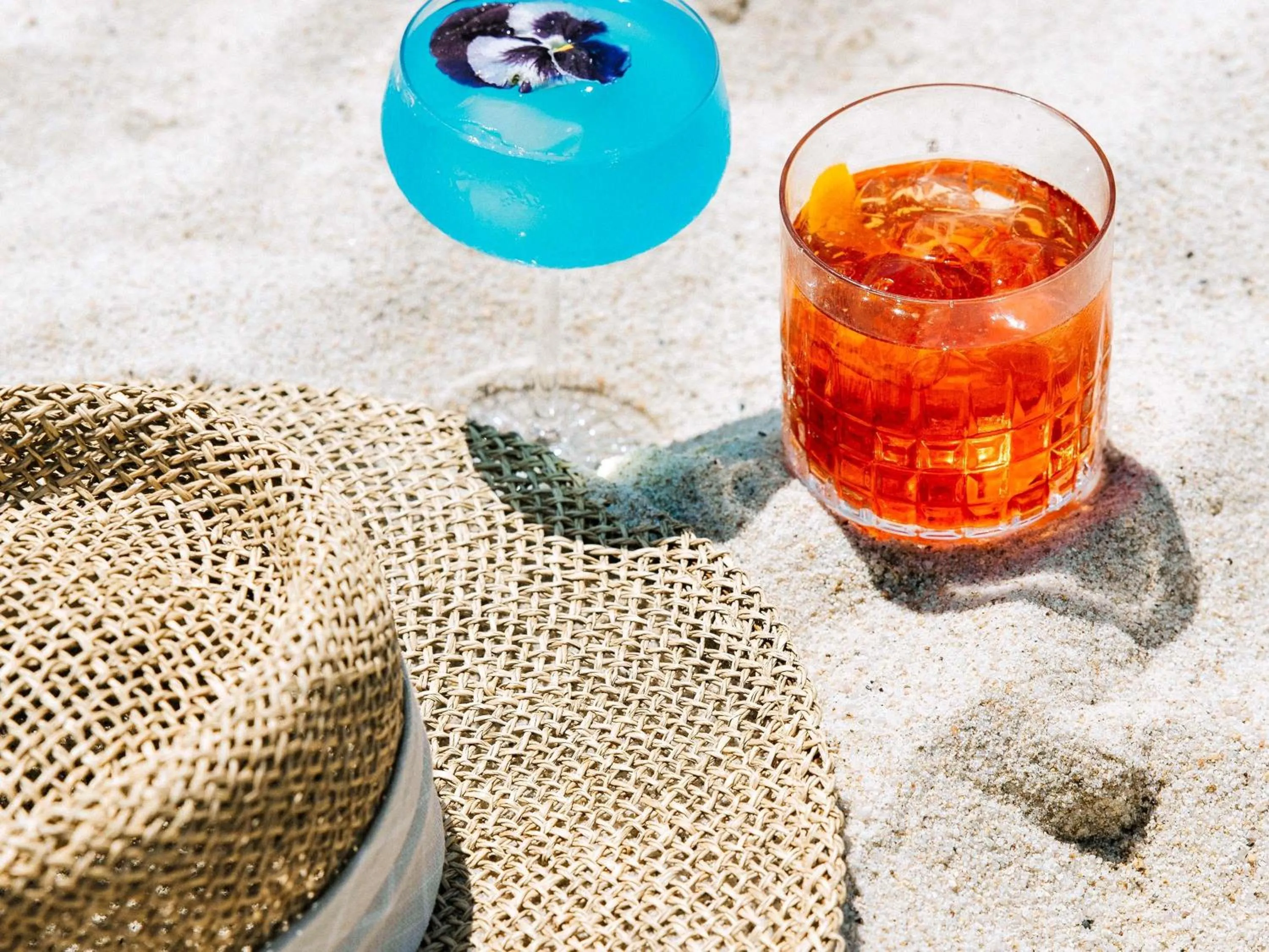 Restaurant/places to eat in Mondrian Cannes