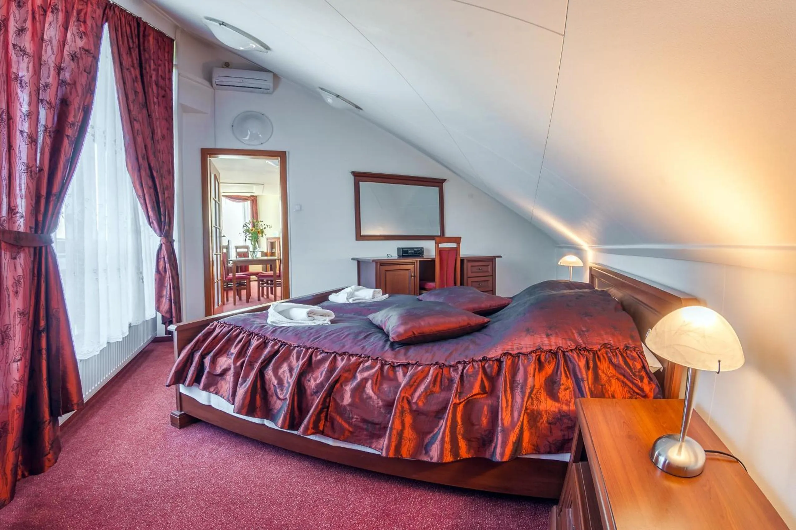 Bed in Hotel Jaskółka