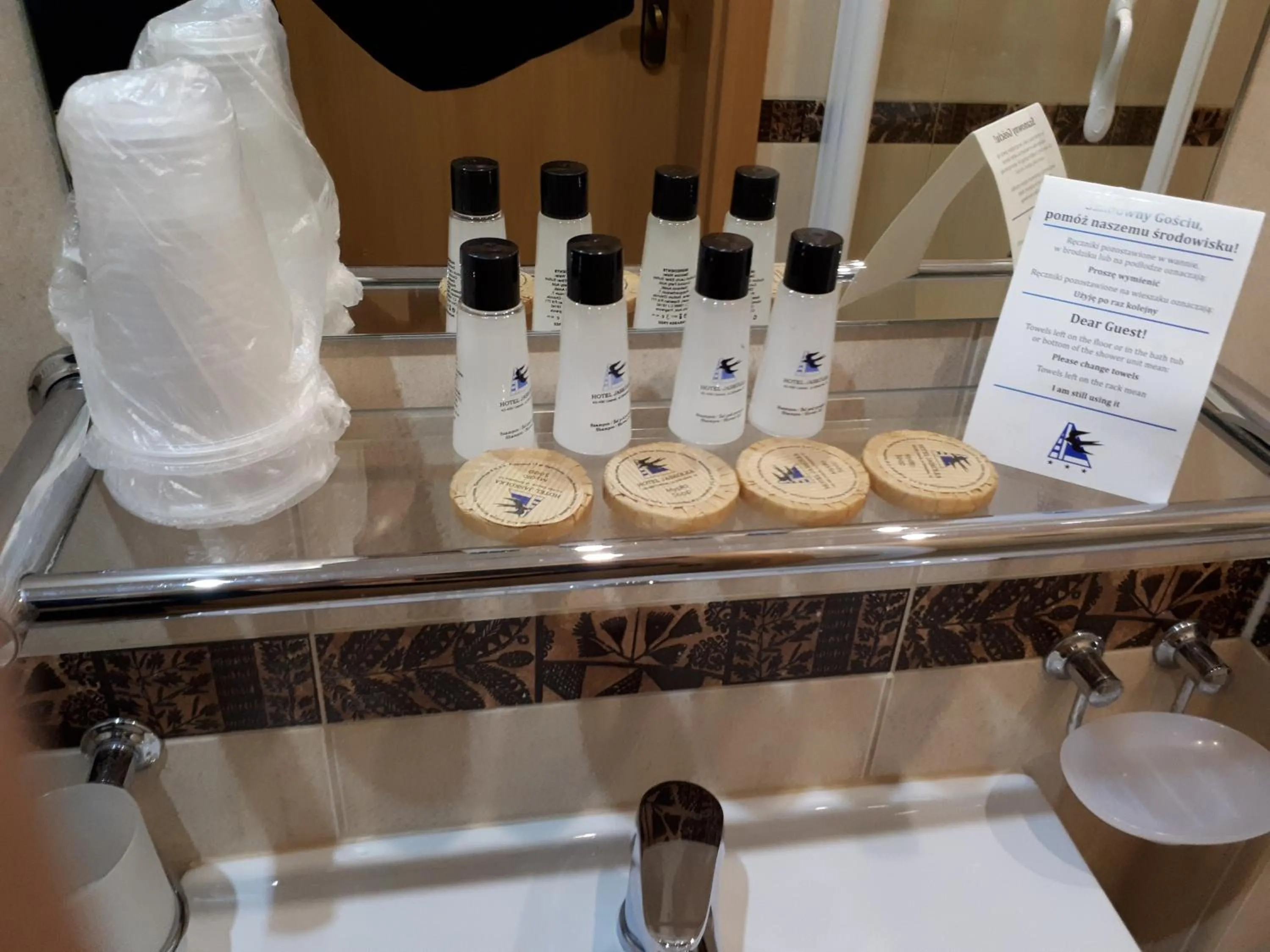 Bathroom in Hotel Jaskółka