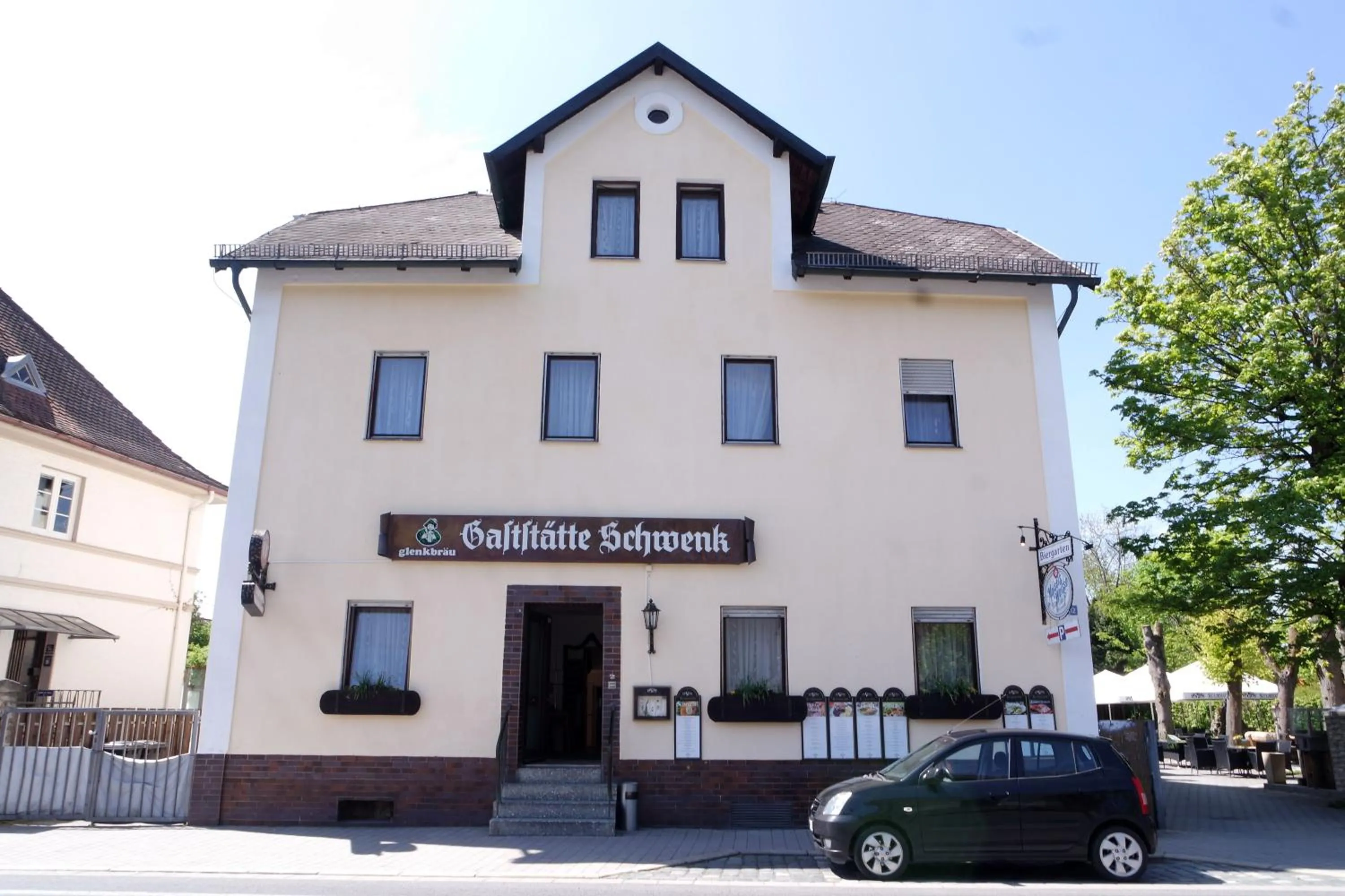 Facade/entrance in Gaststätte Schwenksaal