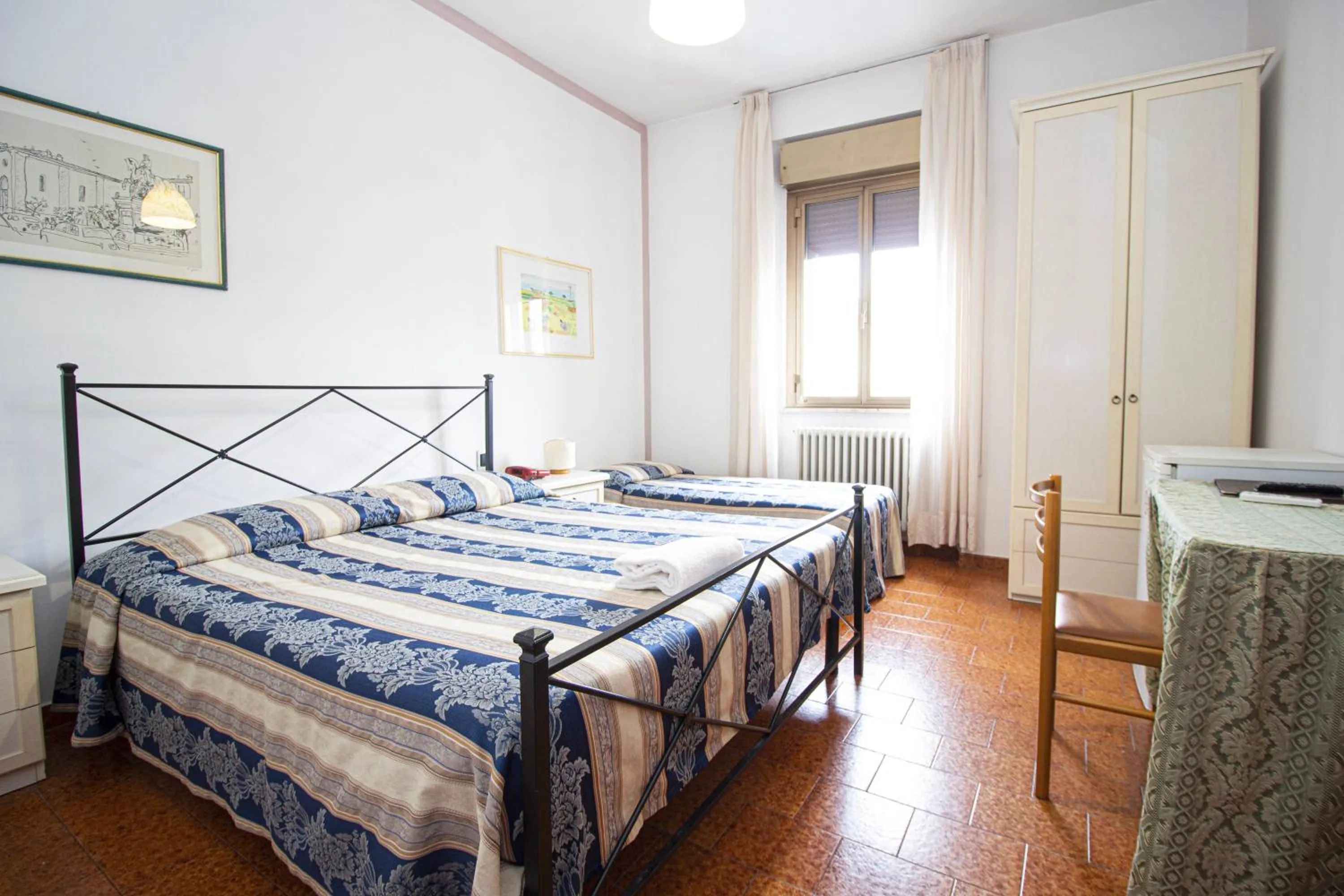 Photo of the whole room in Hotel PRime