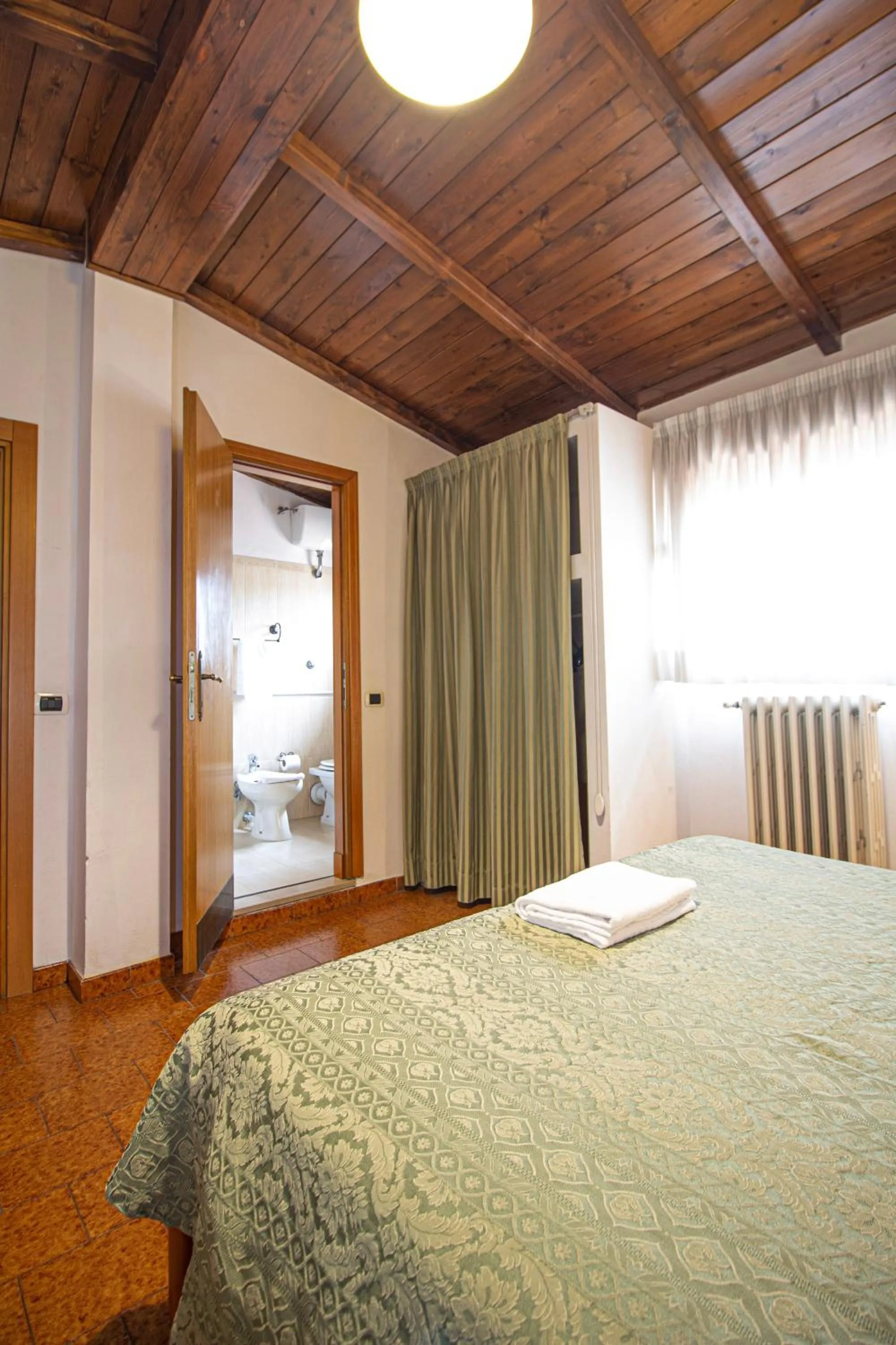 Photo of the whole room in Hotel PRime