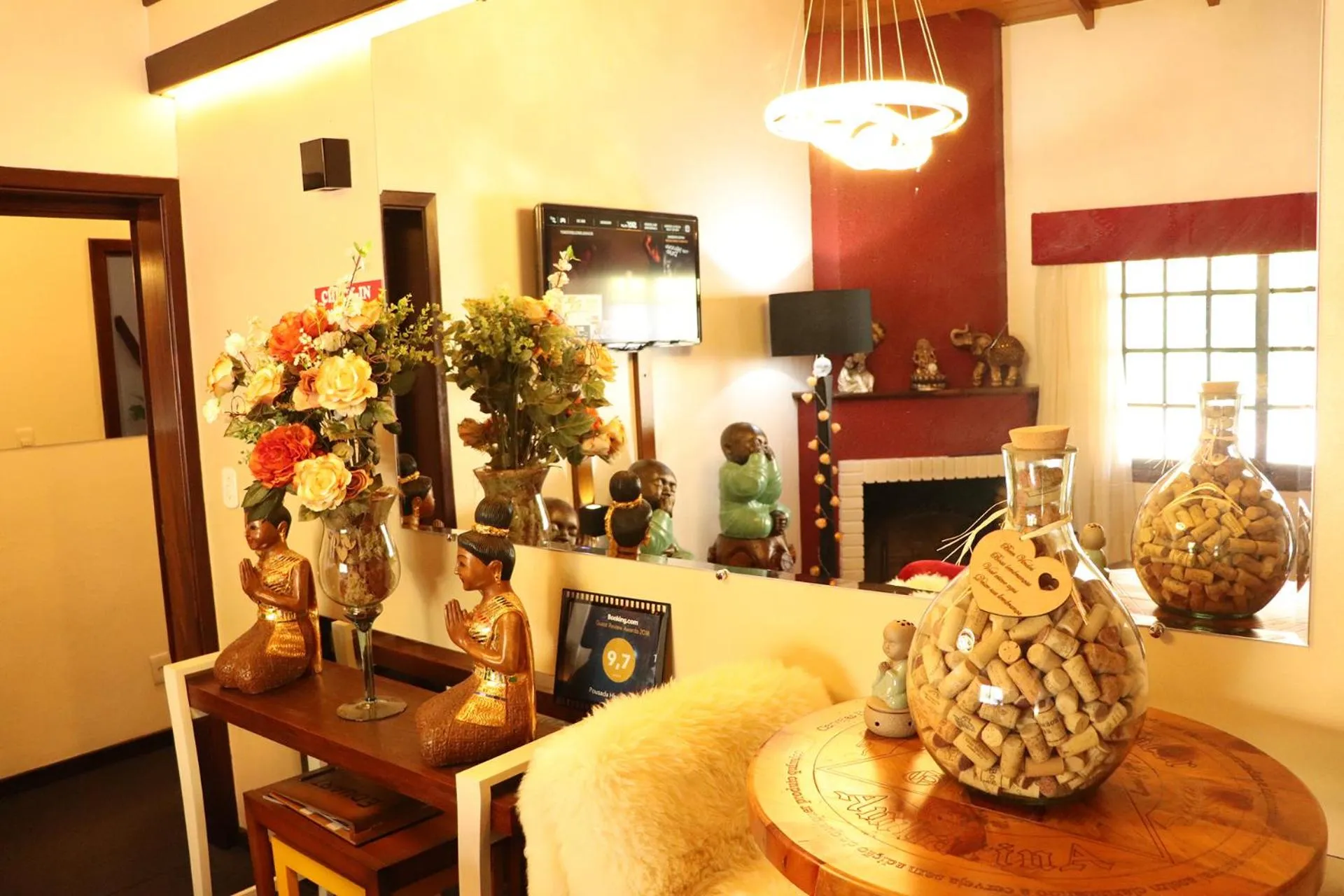 Communal lounge/ TV room in Pousada Hencke Haus