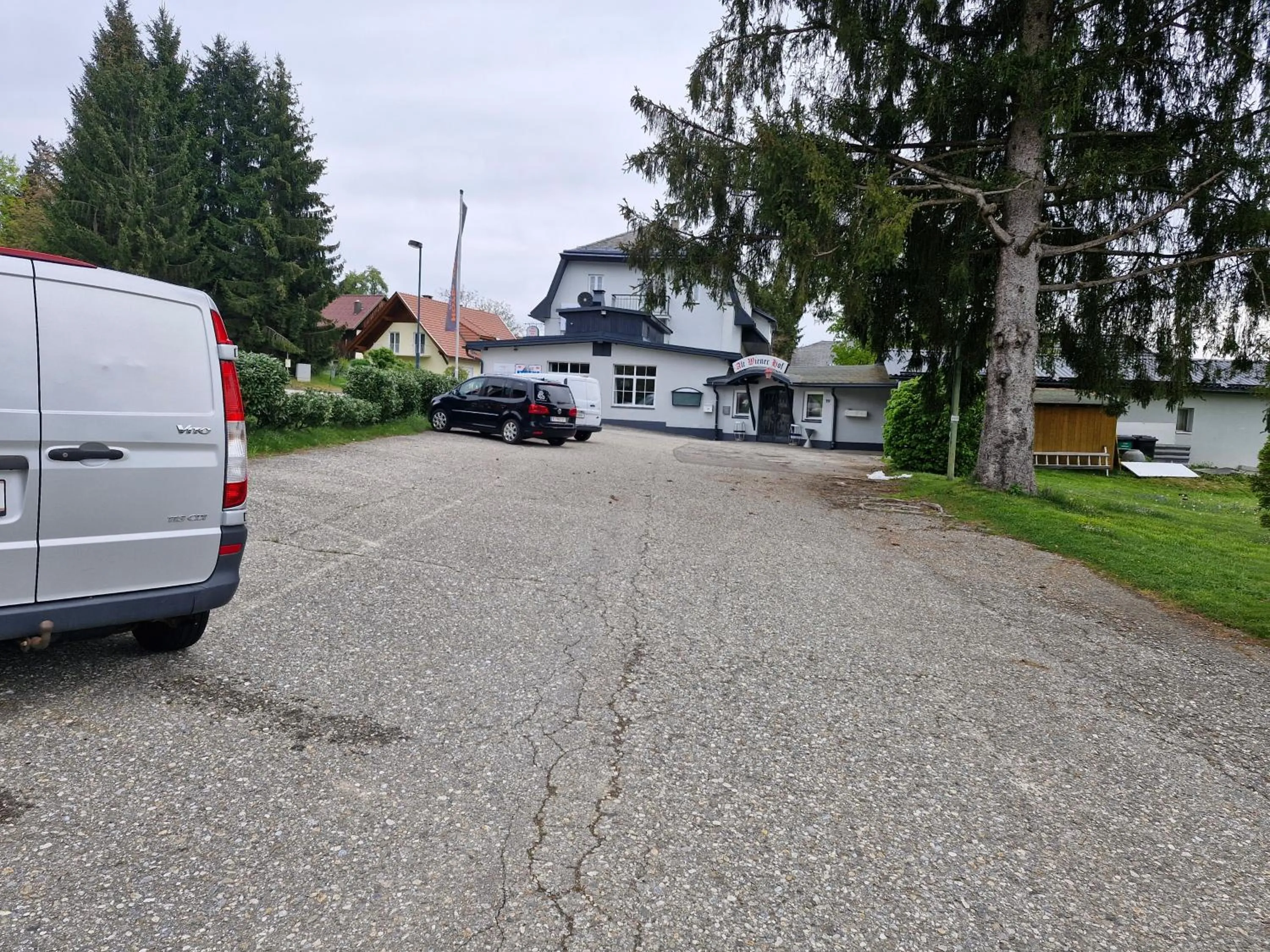 Parking in Velden24 - create your own stay