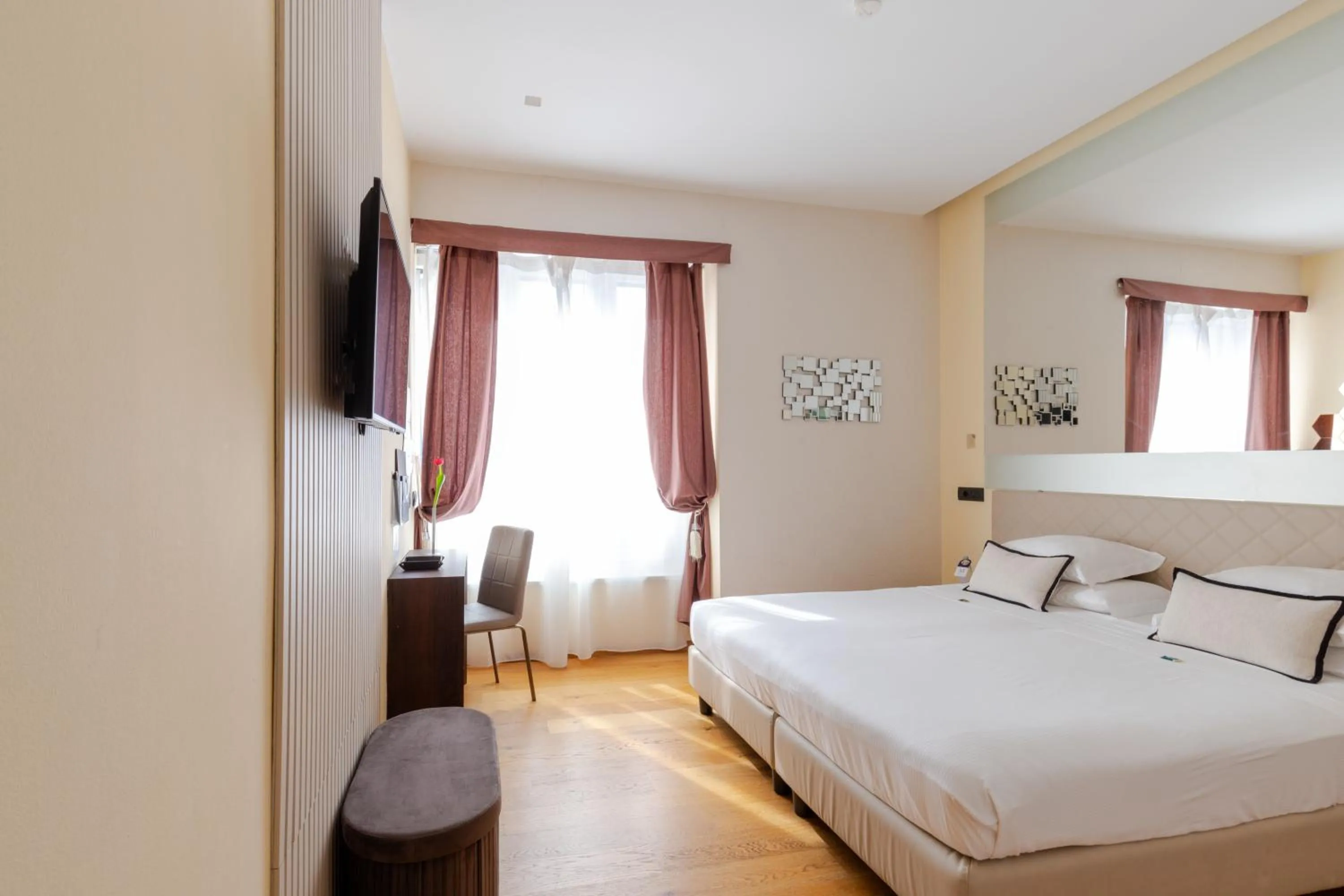 TV and multimedia, Bed in AH - Fashion District