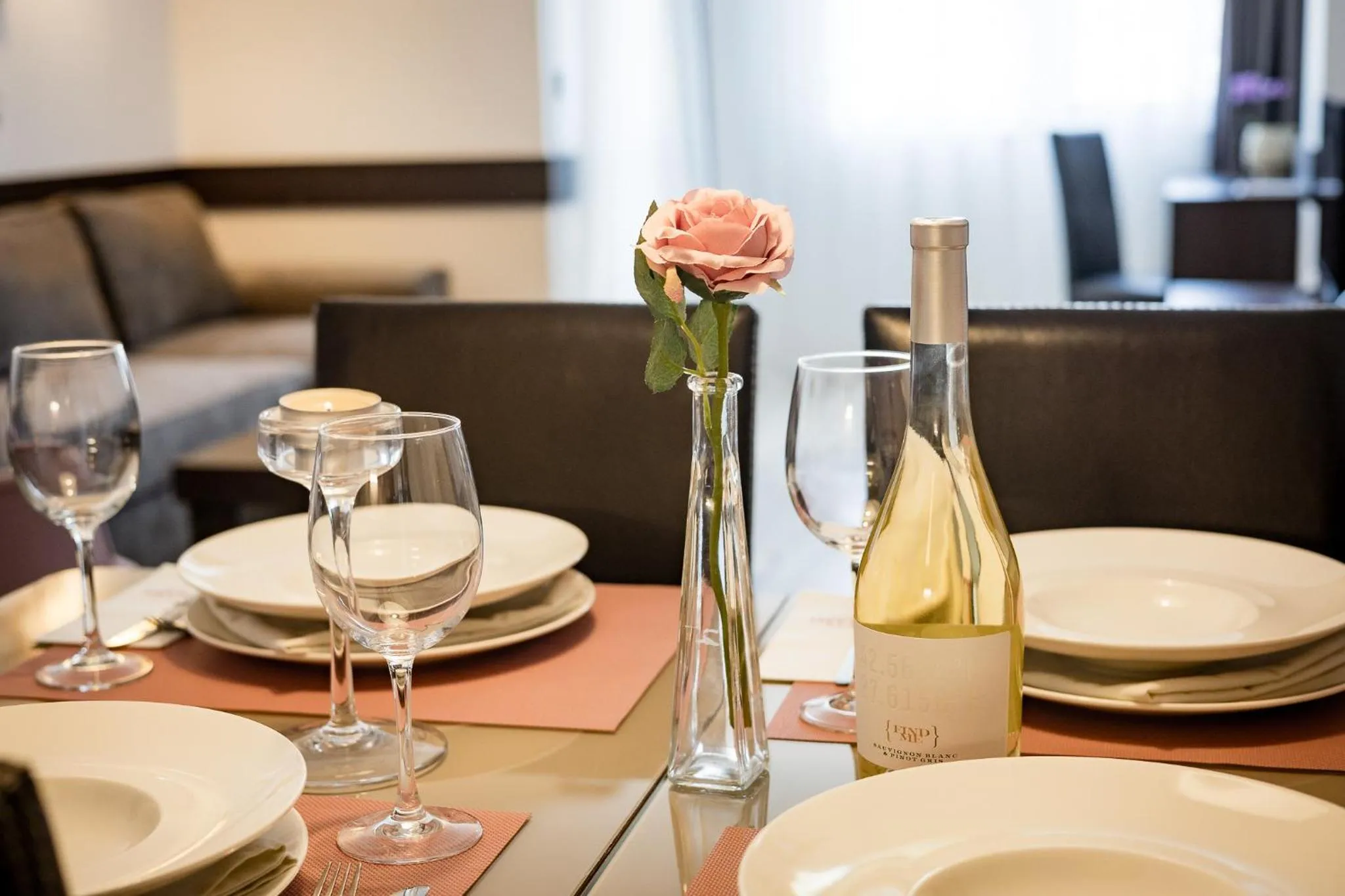 Dining area in Grami Hotel Sofia