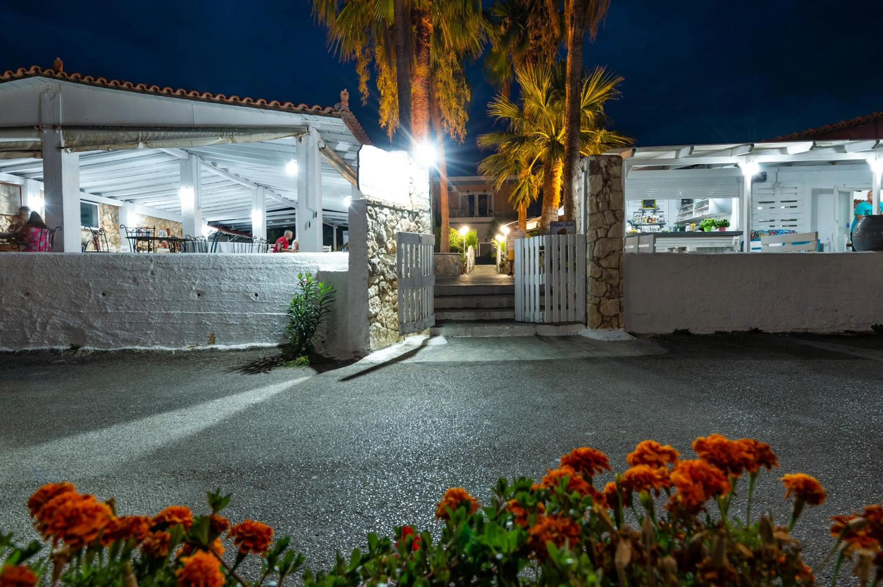 Facade/entrance in Hotel Agamemnon Beach
