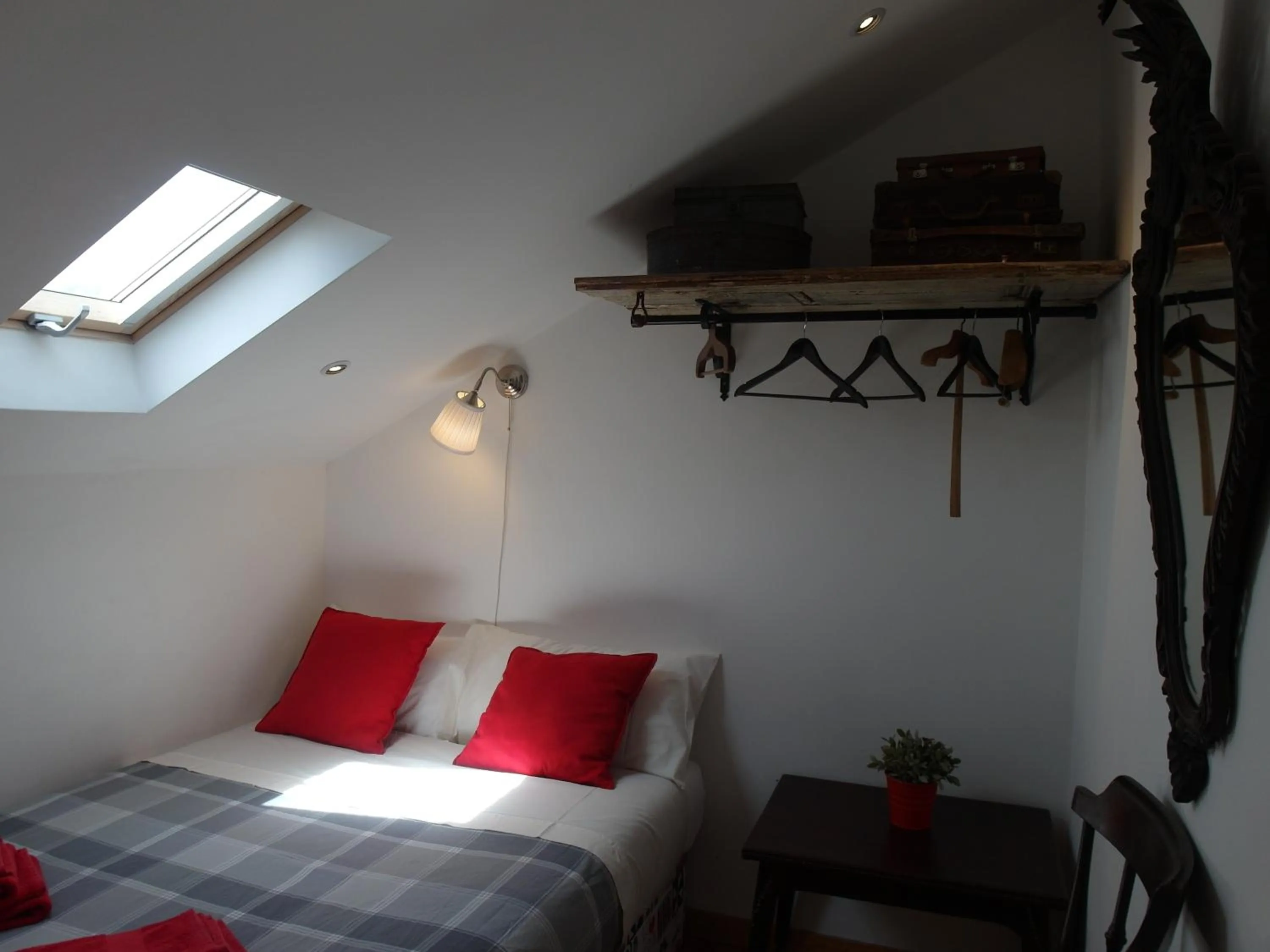 Bed in SantoSweethome 1