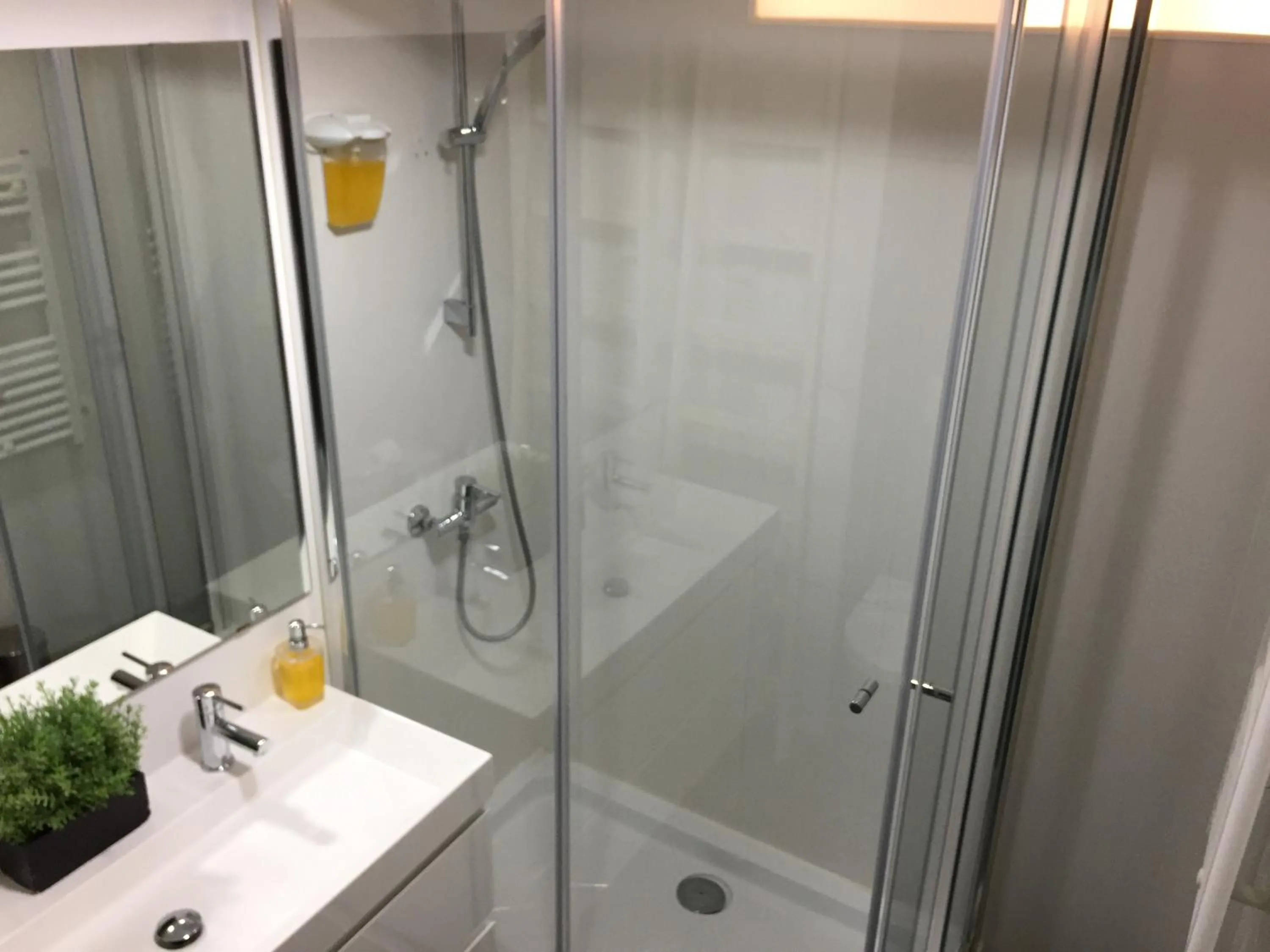 Bathroom in SantoSweethome 1