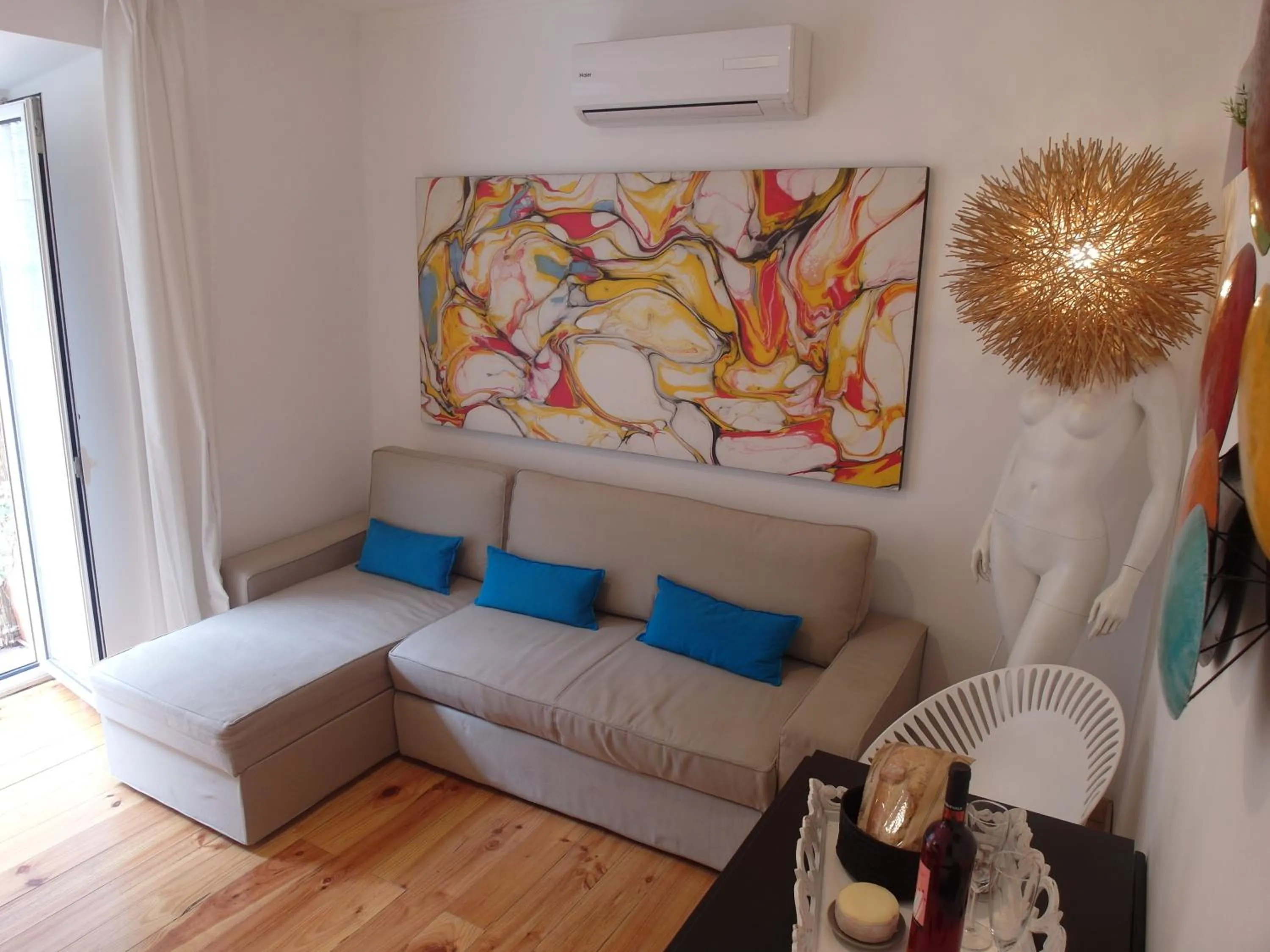 Living room in SantoSweethome 1