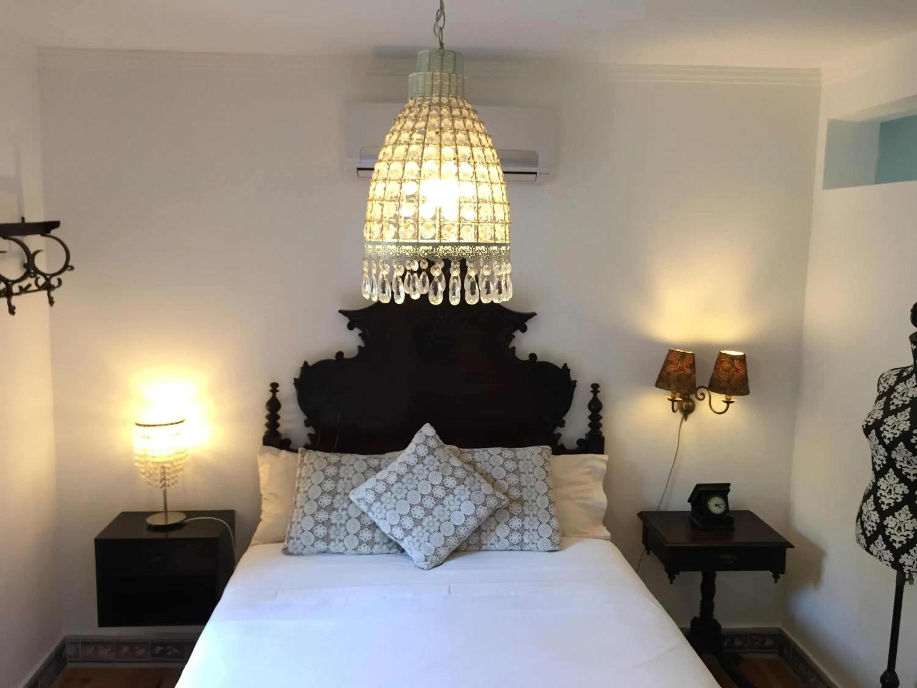 Bed in SantoSweethome 1