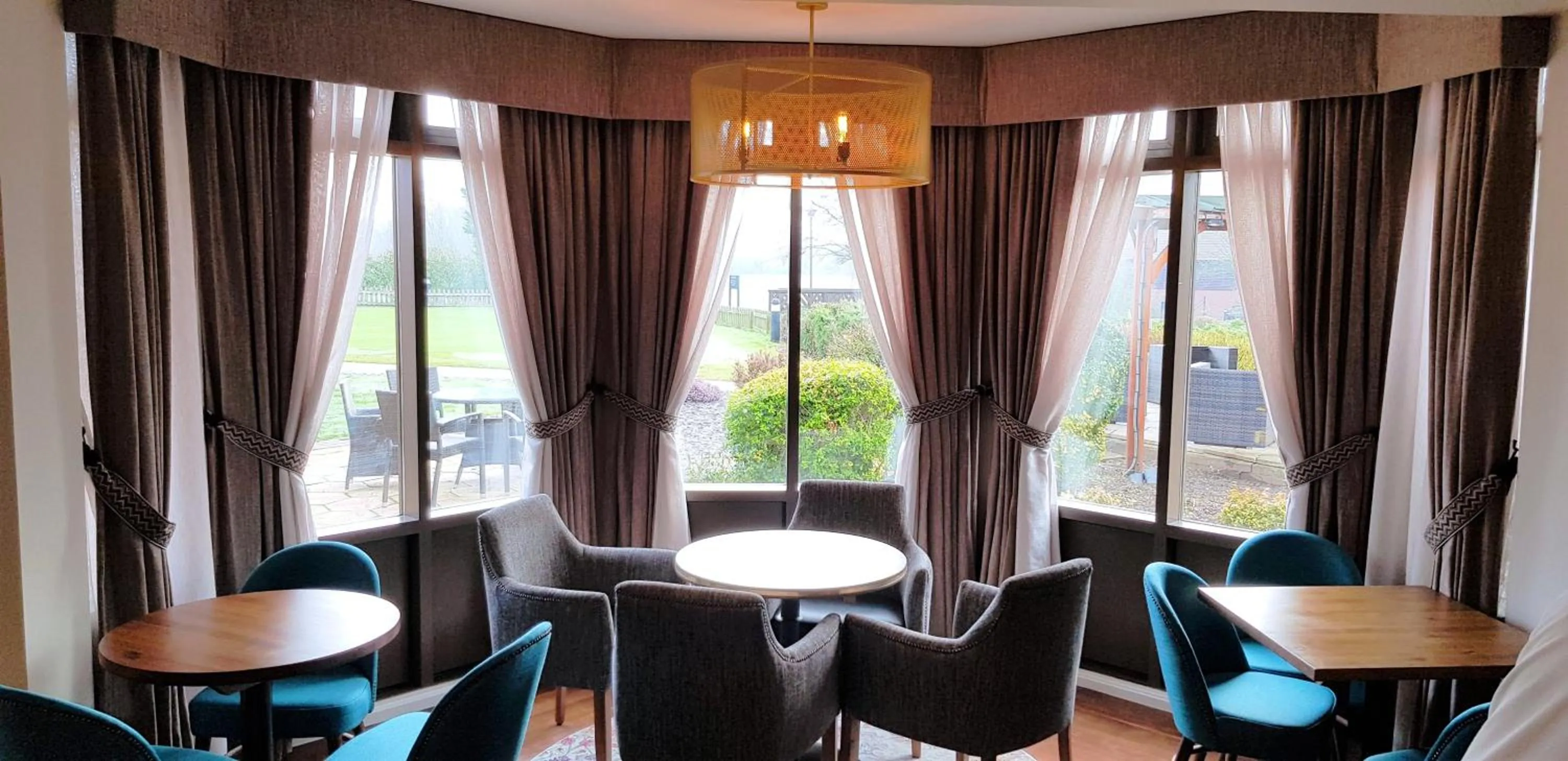Lounge or bar in Abbey Hotel Golf & Spa