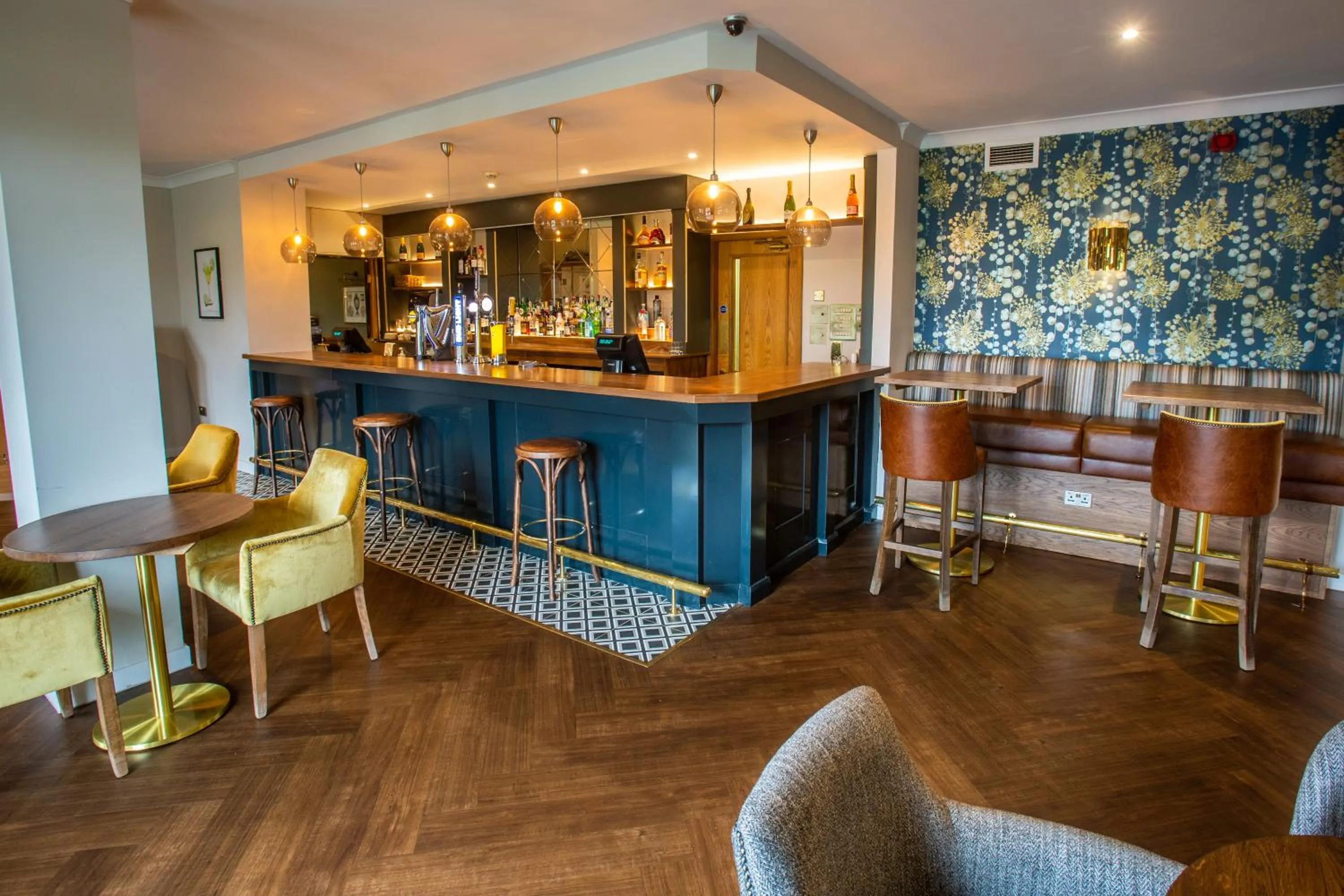 Lounge or bar in Abbey Hotel Golf & Spa
