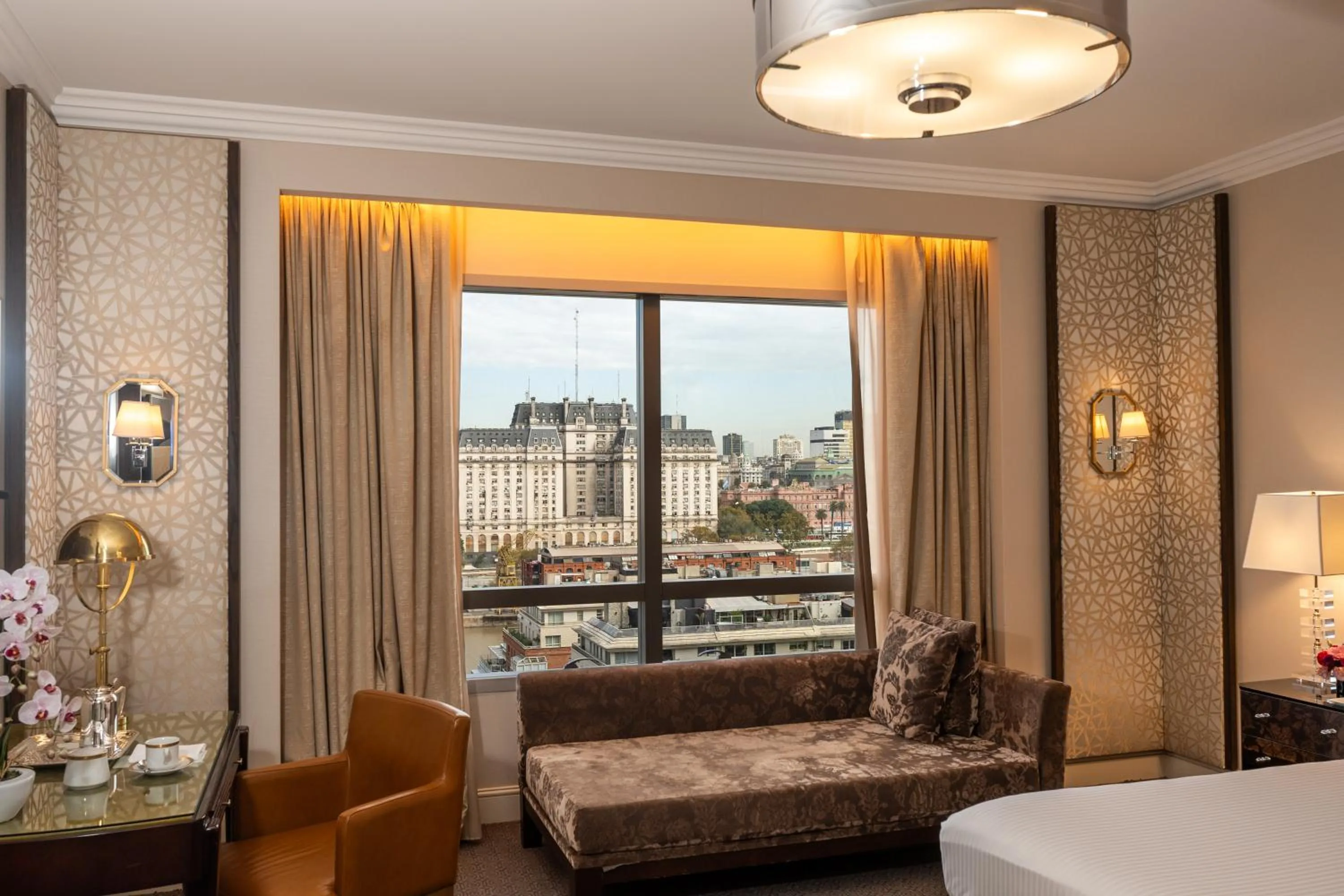 Photo of the whole room in Alvear Icon Hotel