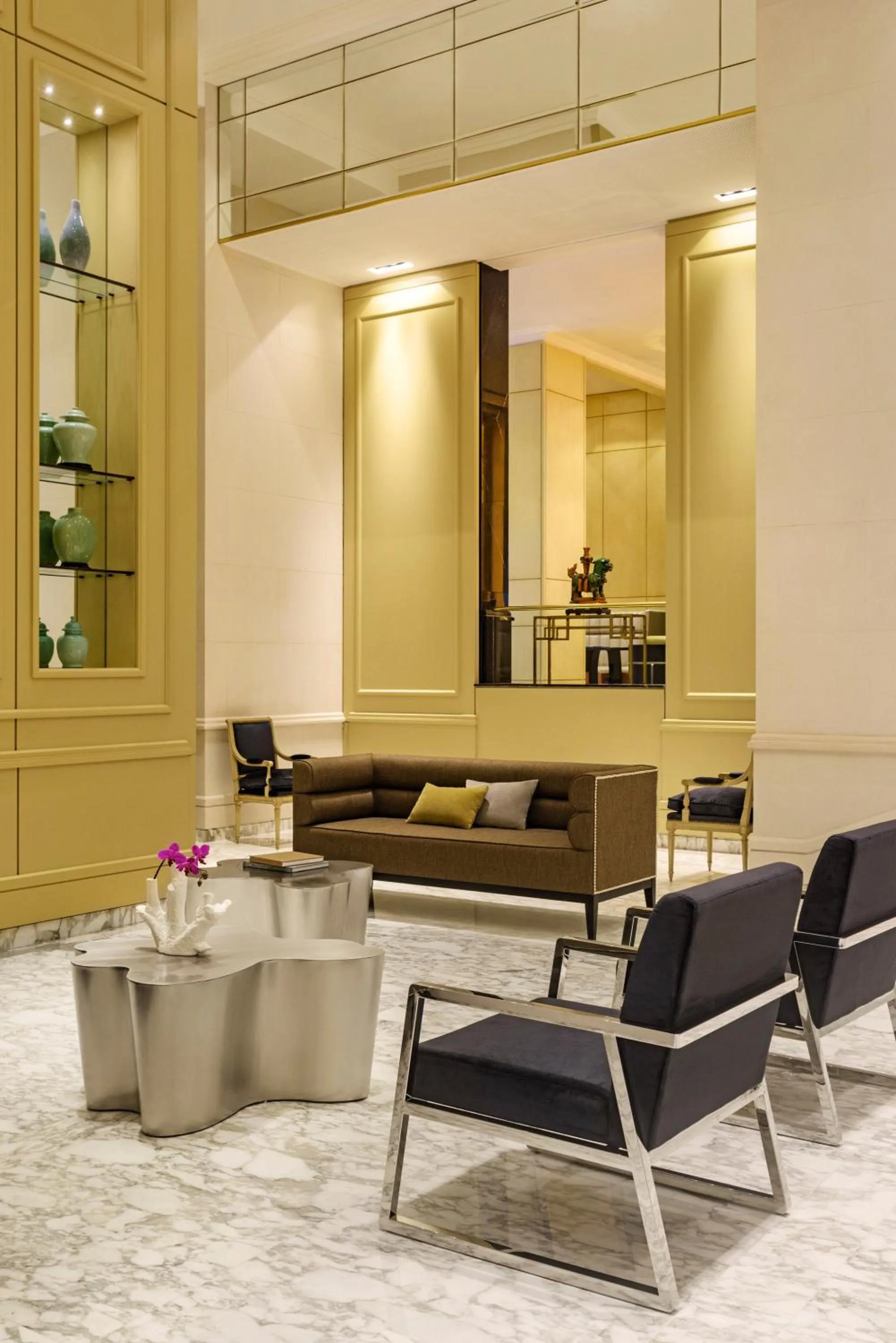 Lobby or reception in Alvear Icon Hotel