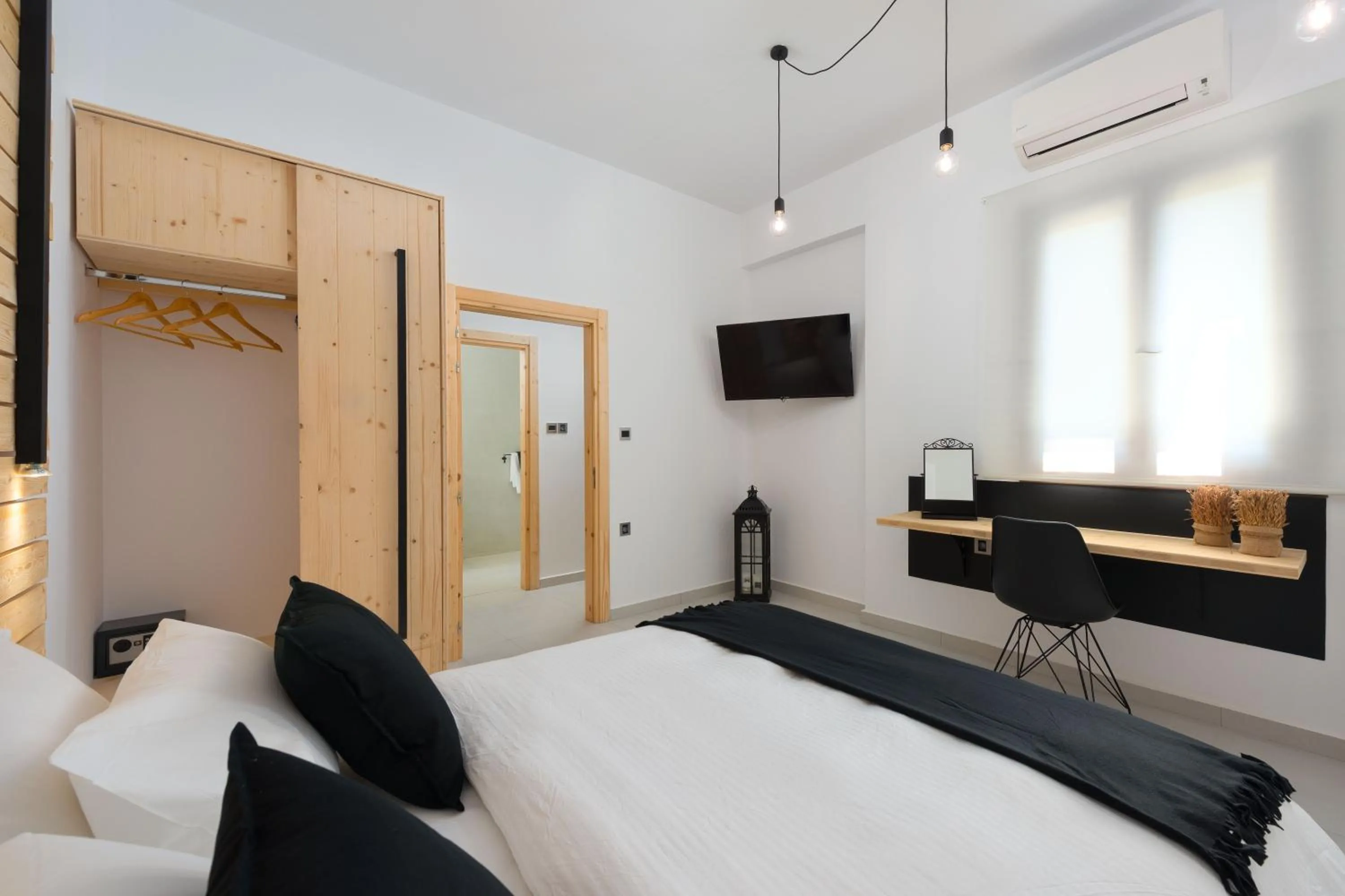 Bed in Old Town Senses Boutique Hotel