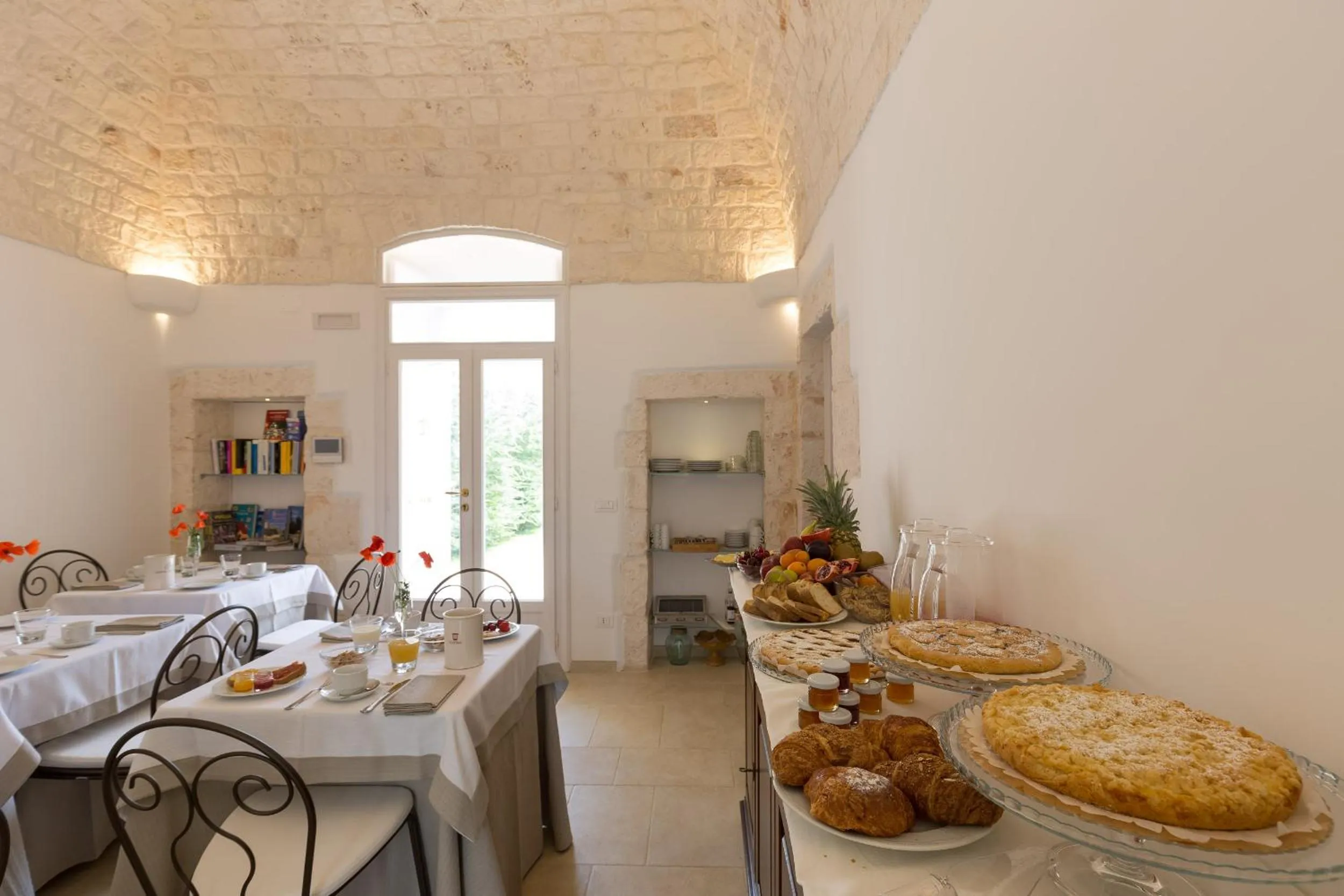 Breakfast in Dimora San Quirico - bed e breakfast - Cisternino