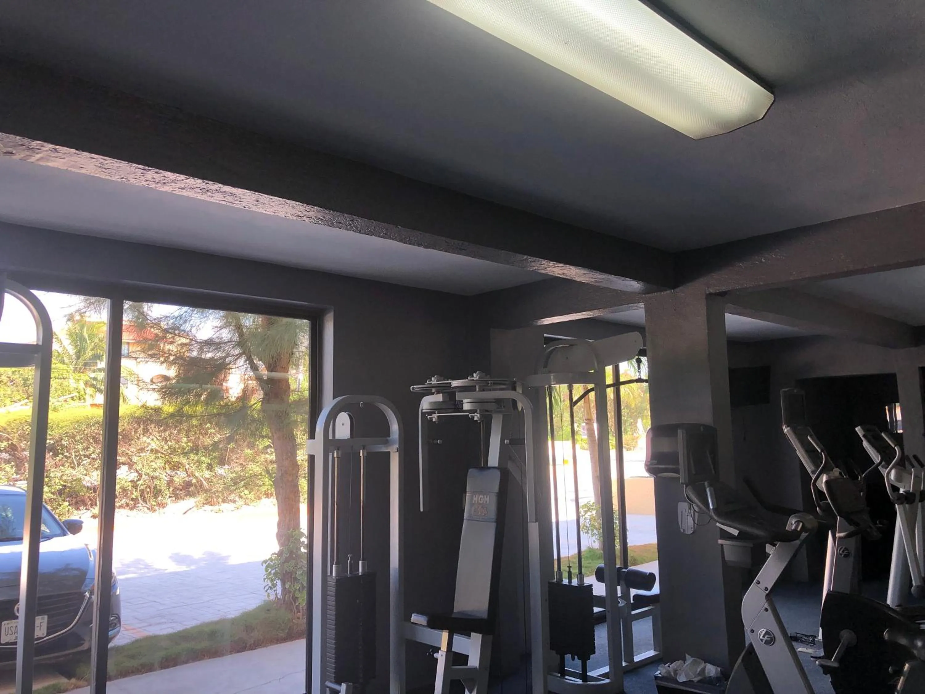 Fitness centre/facilities in Tropical apartment