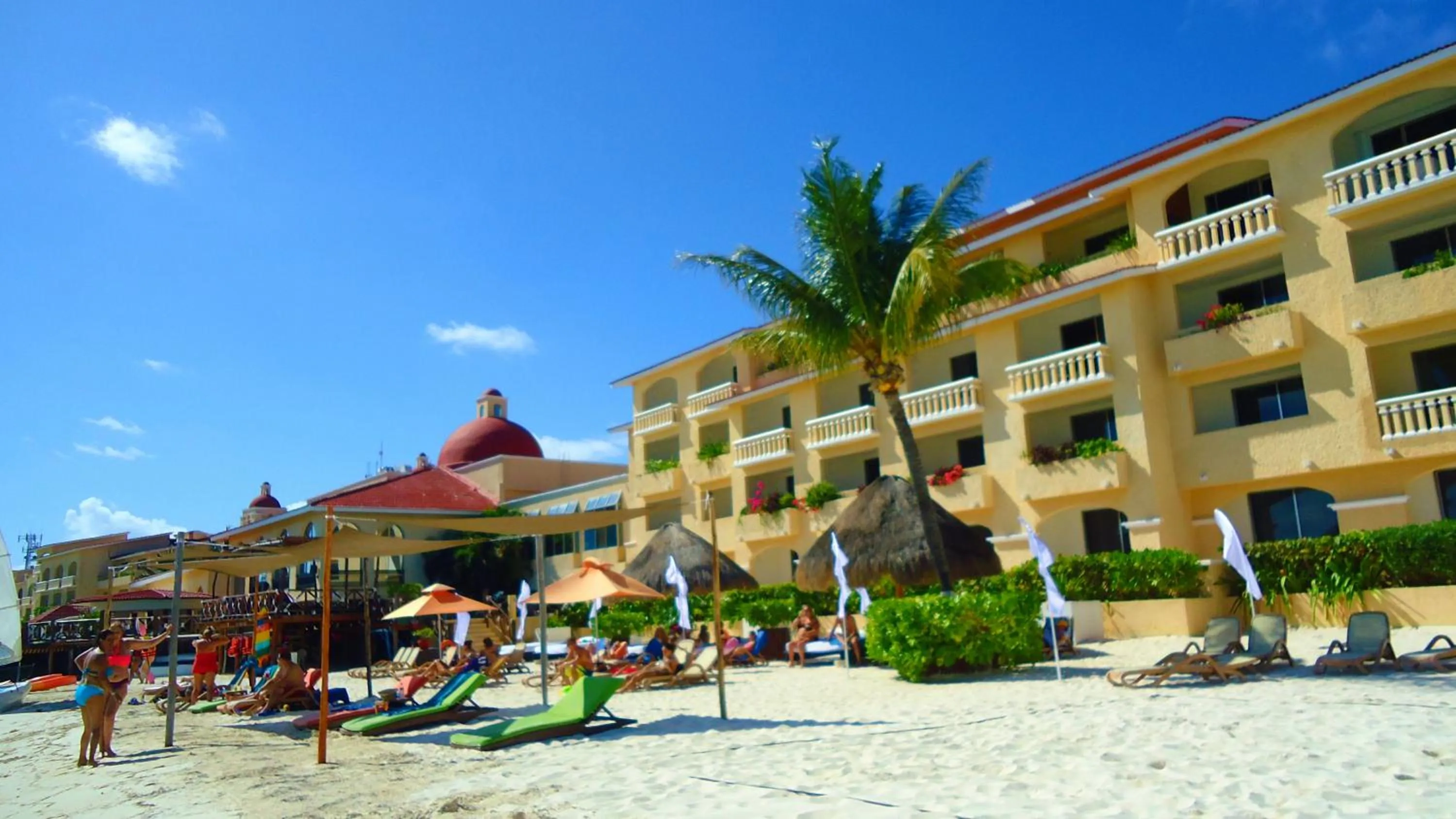 Beach in Tropical apartment