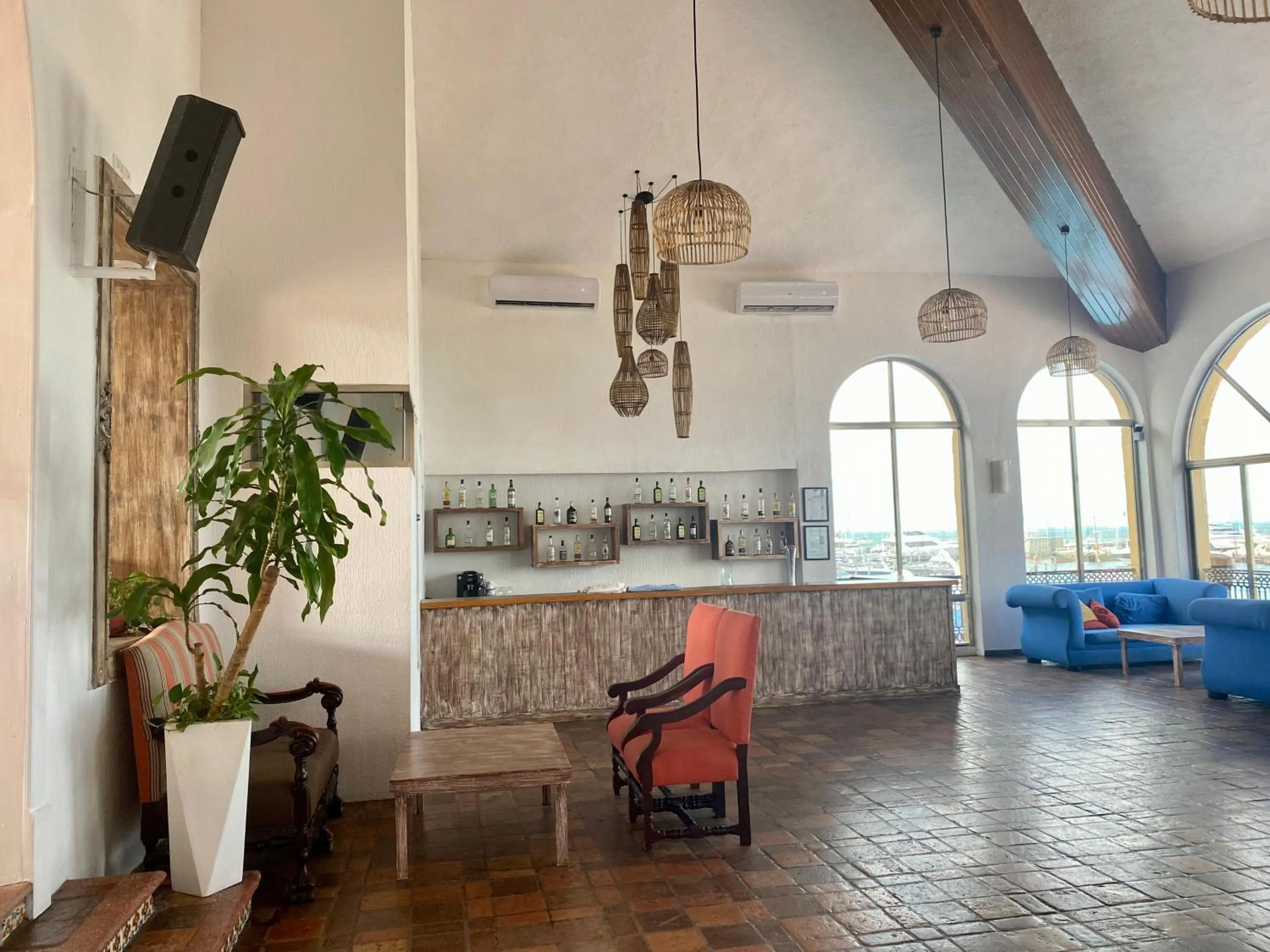 Lounge or bar in Tropical apartment