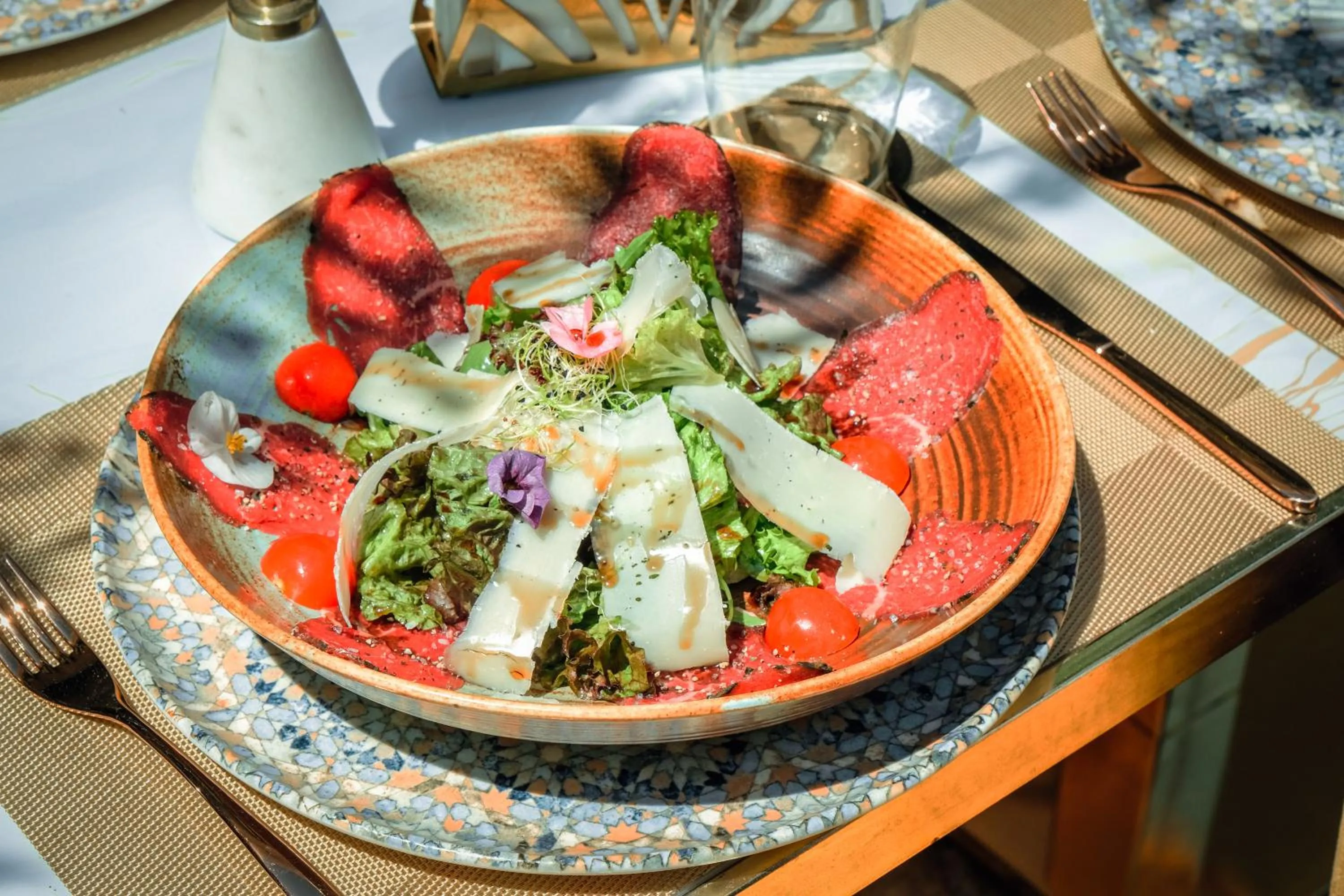 Restaurant/places to eat in Peninsula Boutique Hotel