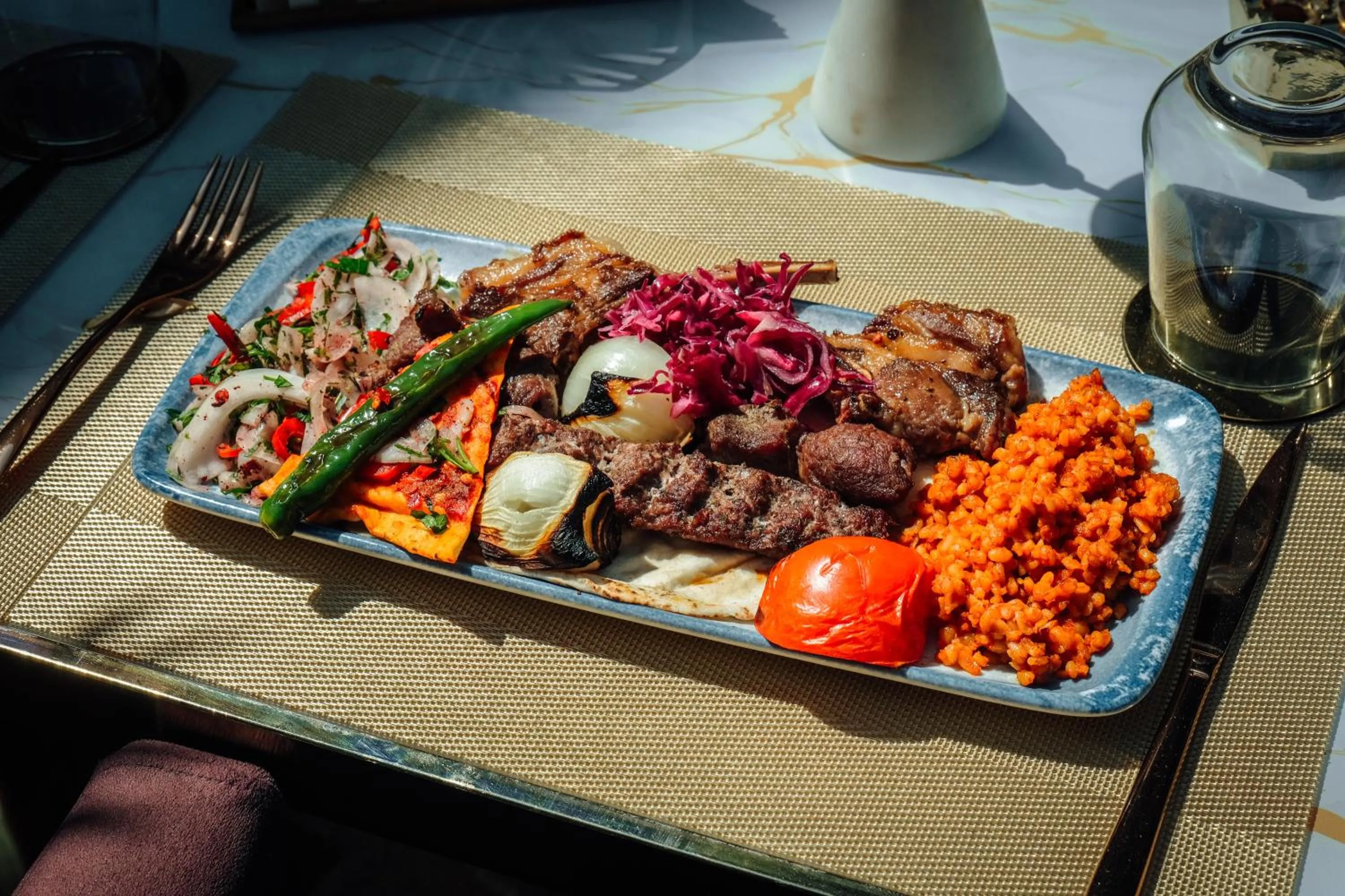 Restaurant/places to eat in Peninsula Boutique Hotel