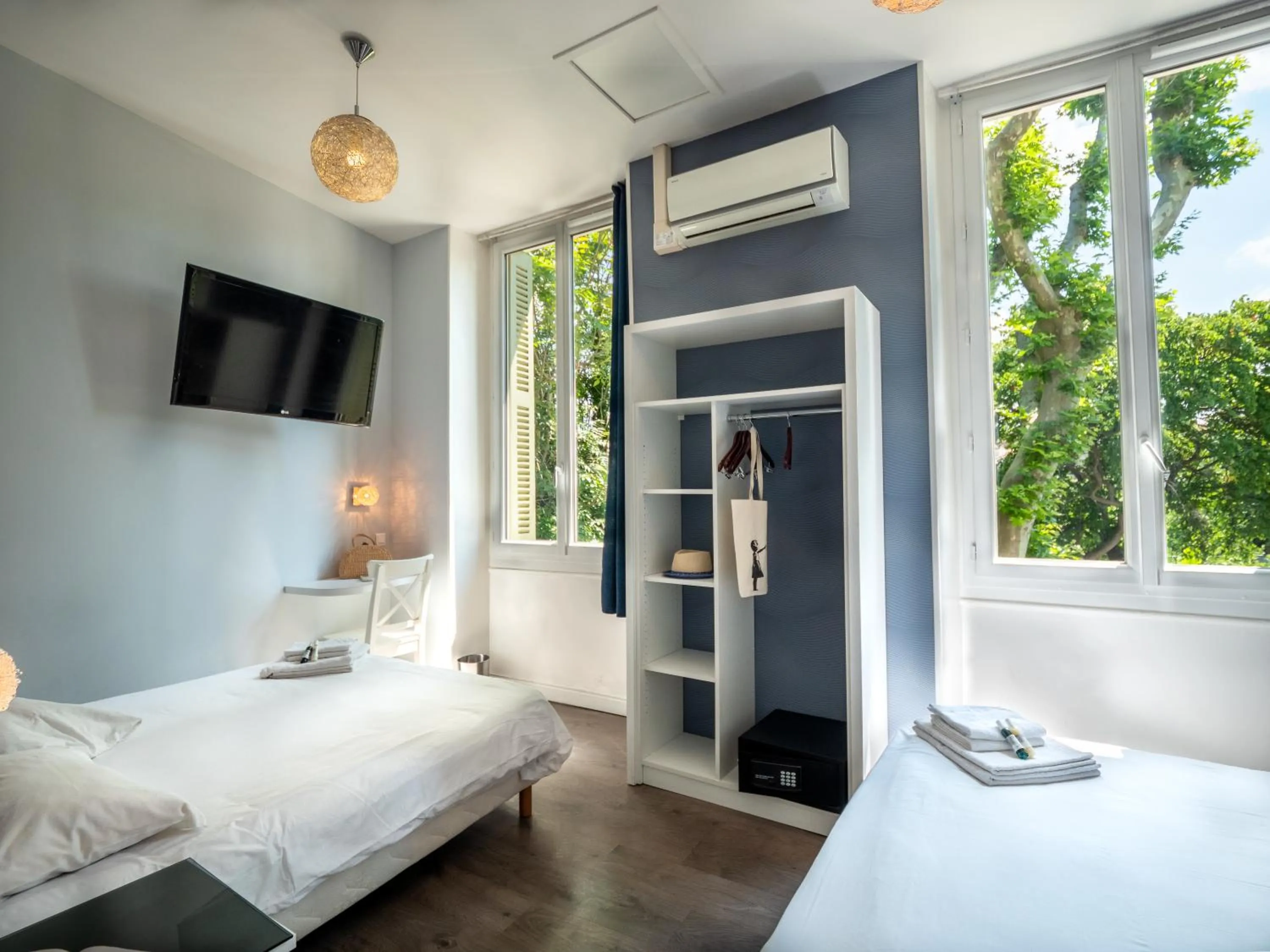 Bed in Altera Roma Hôtel