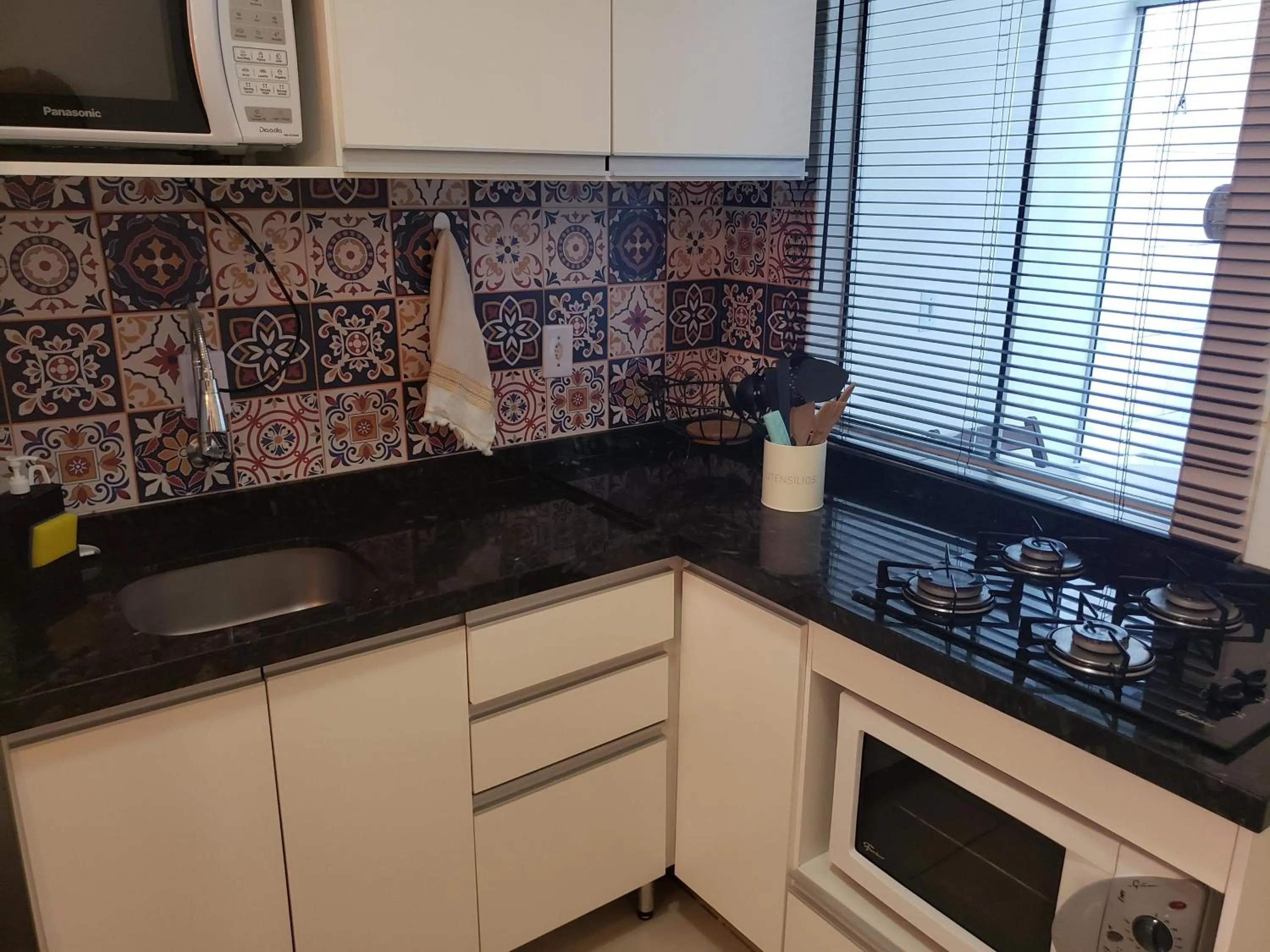 Communal kitchen in Residencial Catarina