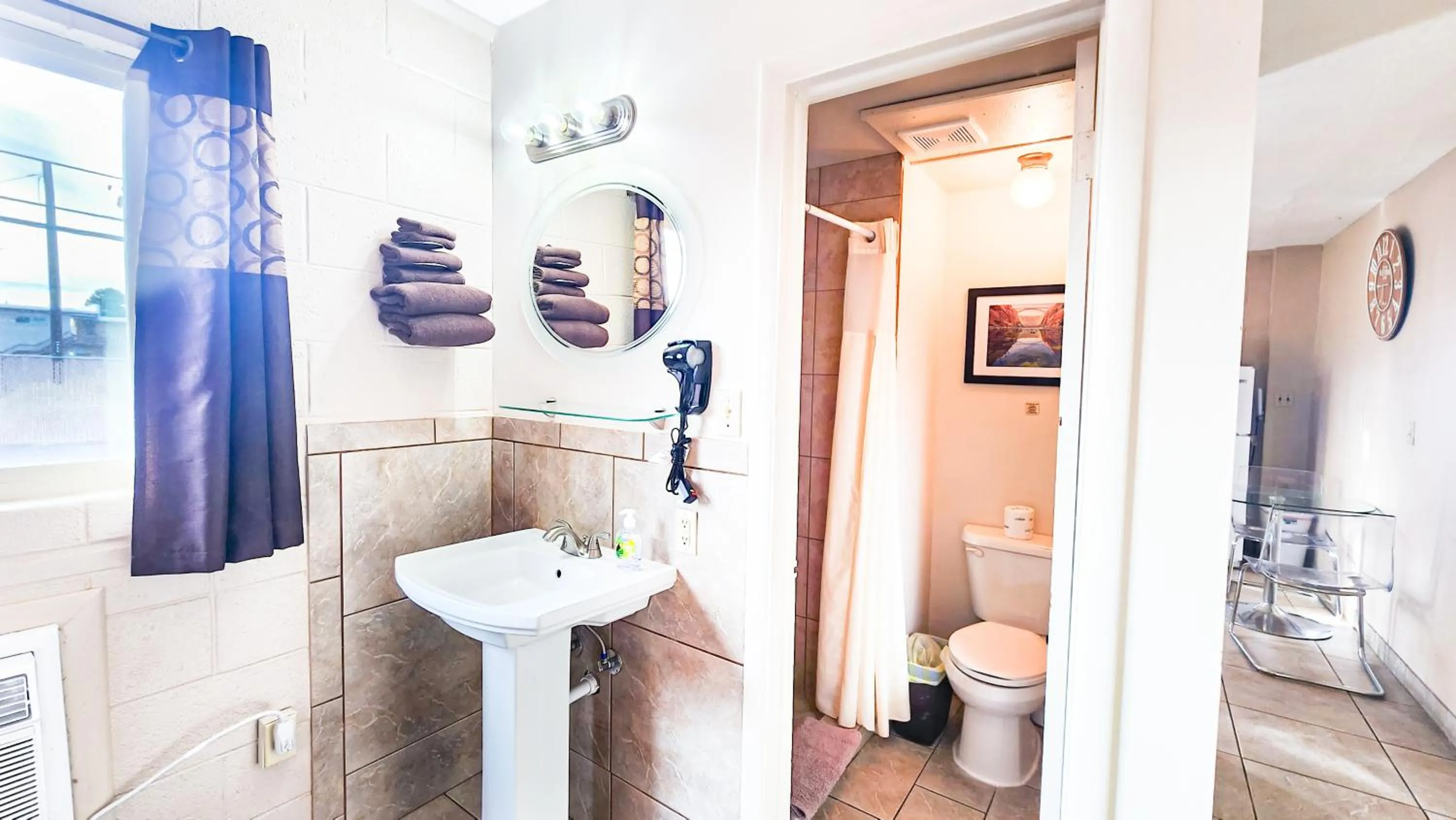 Red Rock Motel and Dam Motel