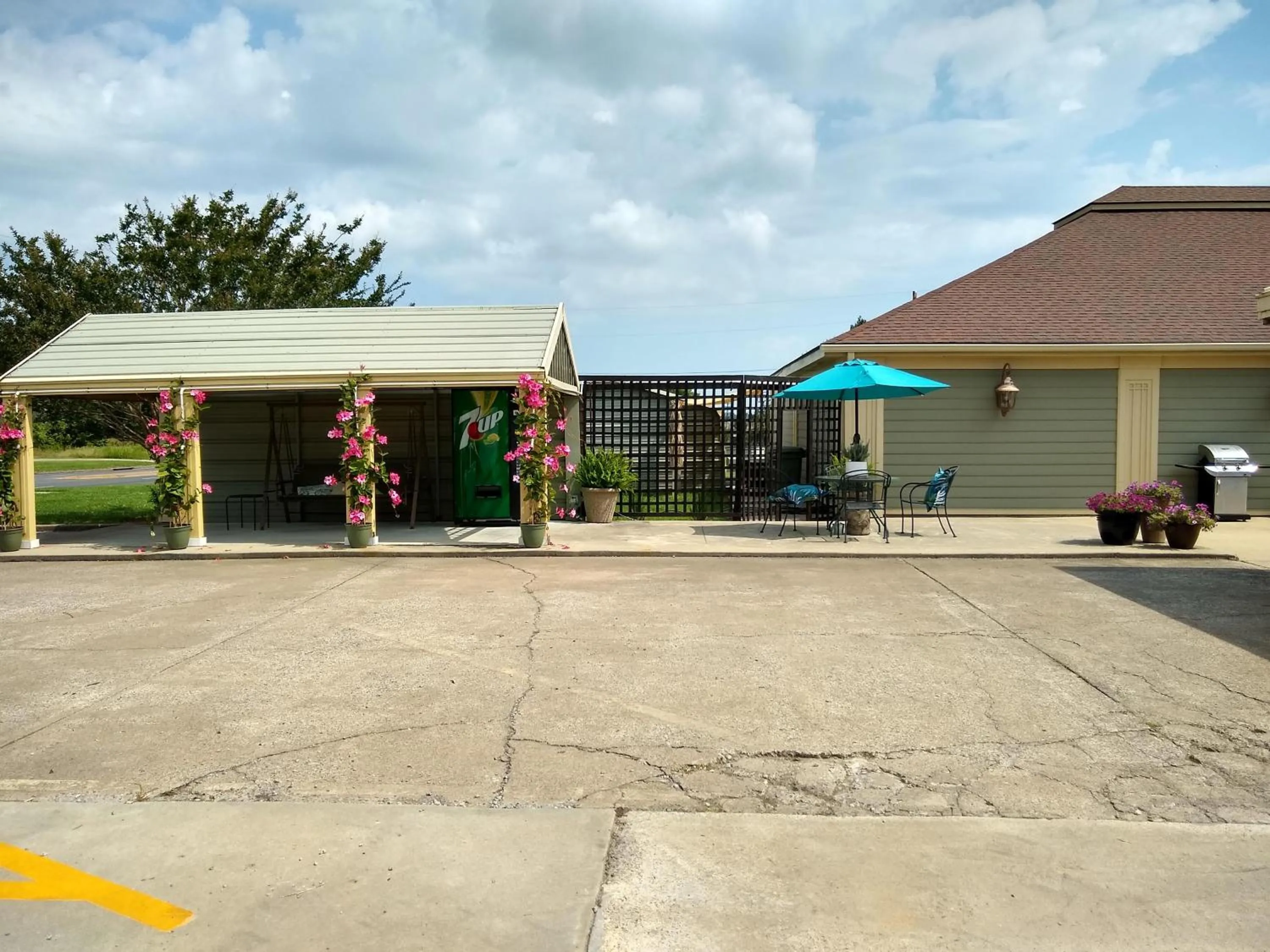 Patio in Southern Comfort Suites