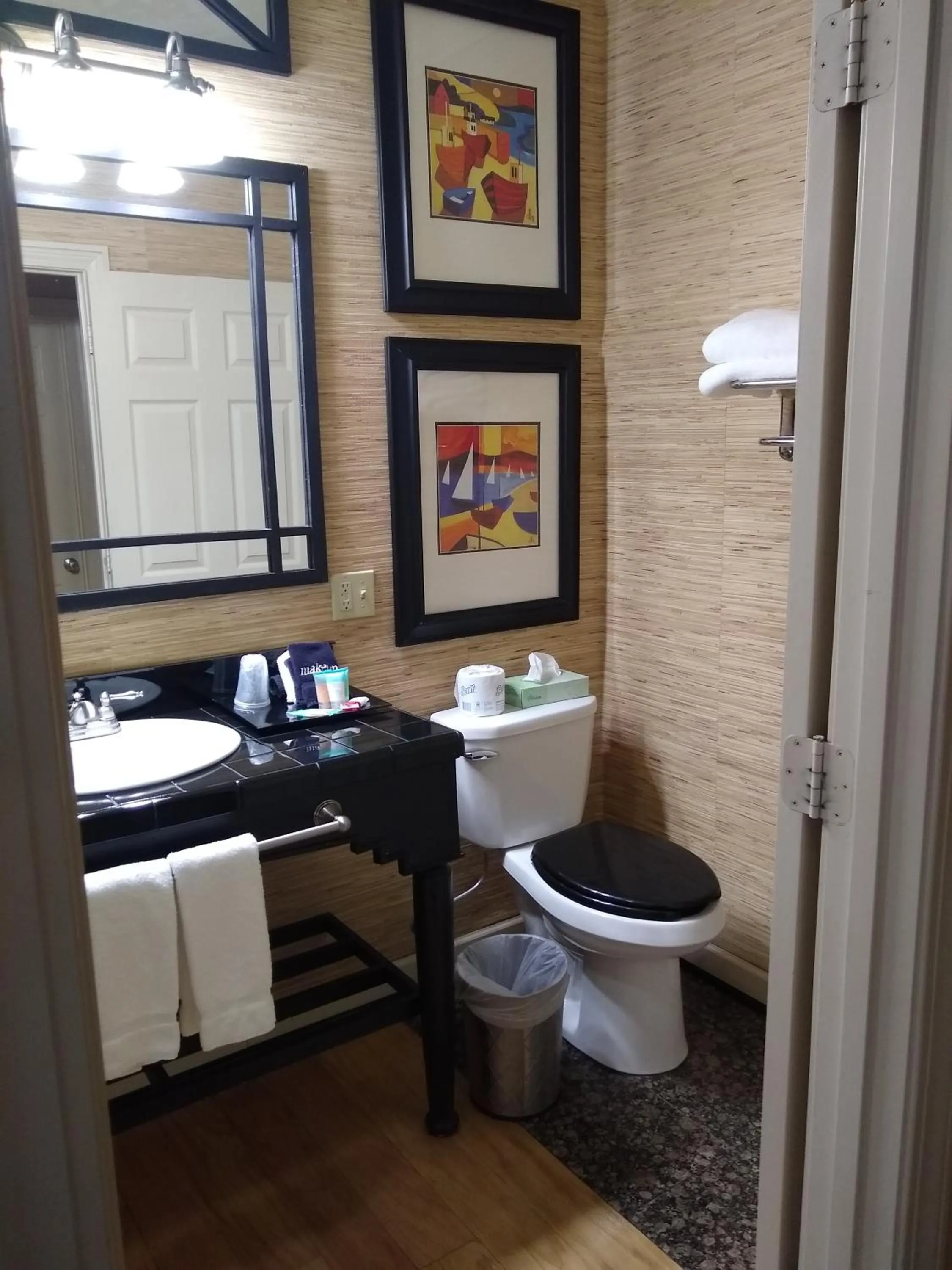 Bathroom in Southern Comfort Suites